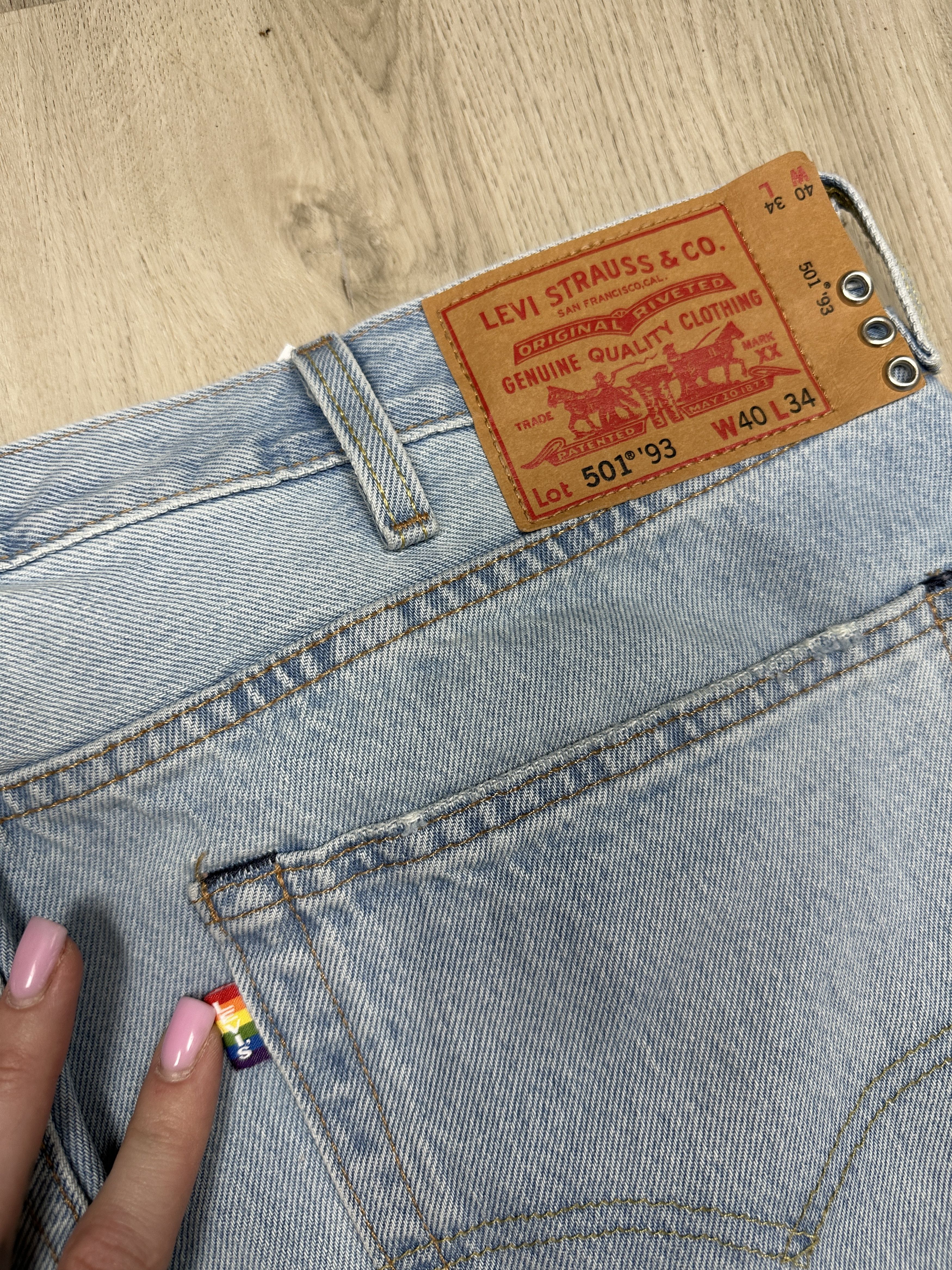 Levi's Levis 501 Pride LGBT Mens Denim Pants Jeans Size US 40 / EU 56 - 3 Thumbnail