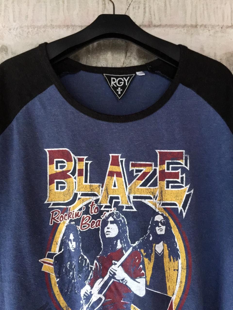 If Six Was Nine RGY JAPANESE BLAZE ROCKIN TO BEA RAGLAN LONG SLEVE Size US S / EU 44-46 / 1 - 4 Thumbnail