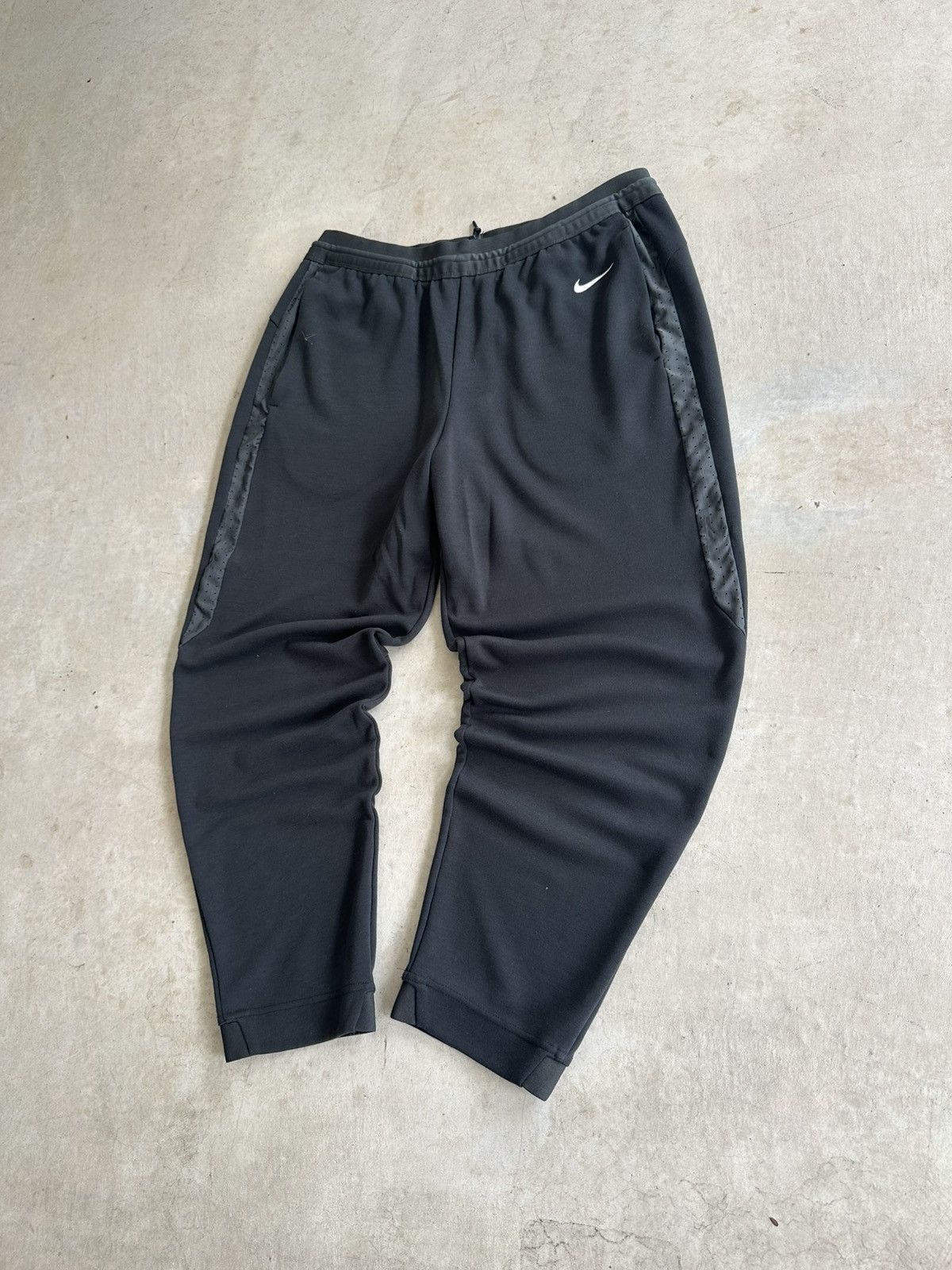 Vintage Nike Sweatpants Size US 38 / EU 54 - 2 Thumbnail