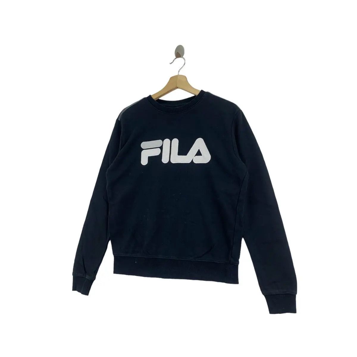 Fila Vtg FILA BIELLA ITALIA Sportiva Embroidered Black Sweatshirt Size L / US 10 / IT 46 - 4 Thumbnail