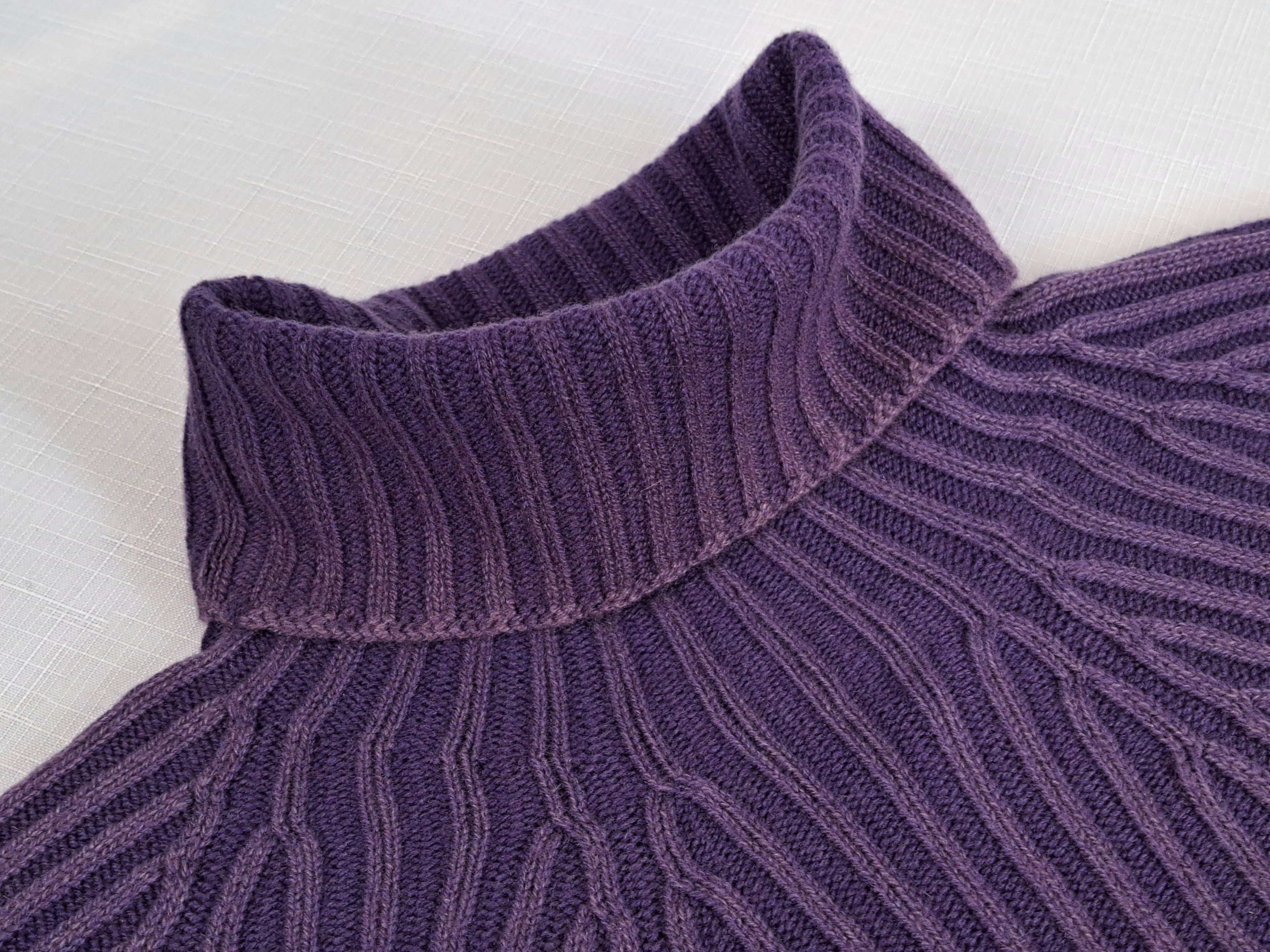 Gucci GUCCI aging effect cashmere turtleneck. Size S Size S / US 4 / IT 40 - 7 Thumbnail