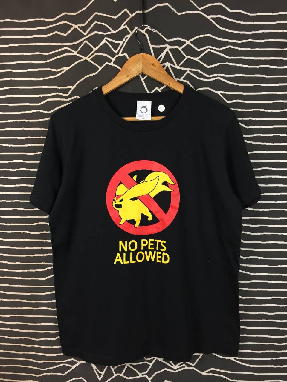Japanese Brand Final Fantasy XIV Carbuncle No Pets Allowed Promo Tee Size US M / EU 48-50 / 2 - 1 Thumbnail