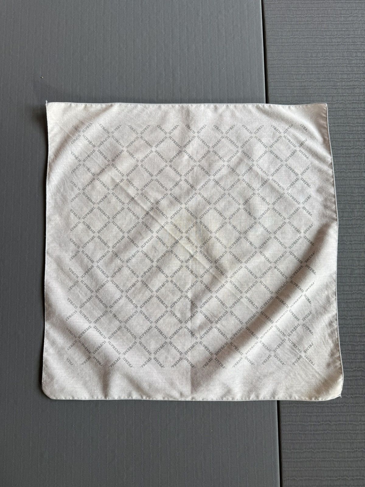 Supreme Vintage Supreme Bandana Set 2000s Size ONE SIZE - 9 Thumbnail