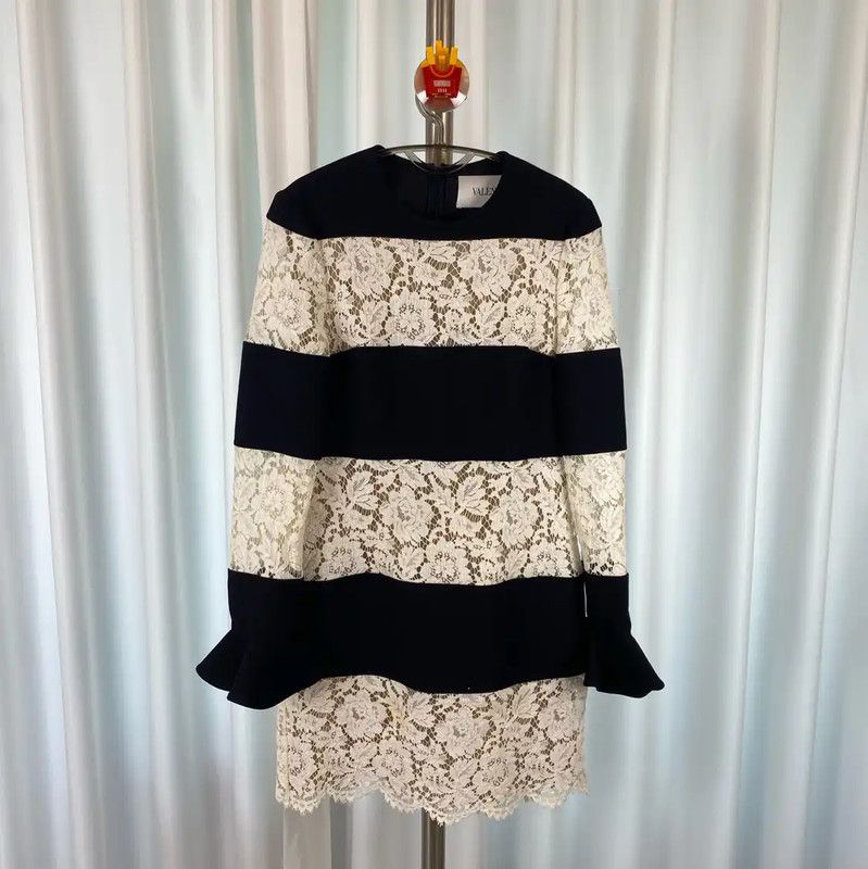 Valentino Valentino Colorful Women's Dress in Size M 0089 Size M / US 6-8 / IT 42-44 - 1 Thumbnail