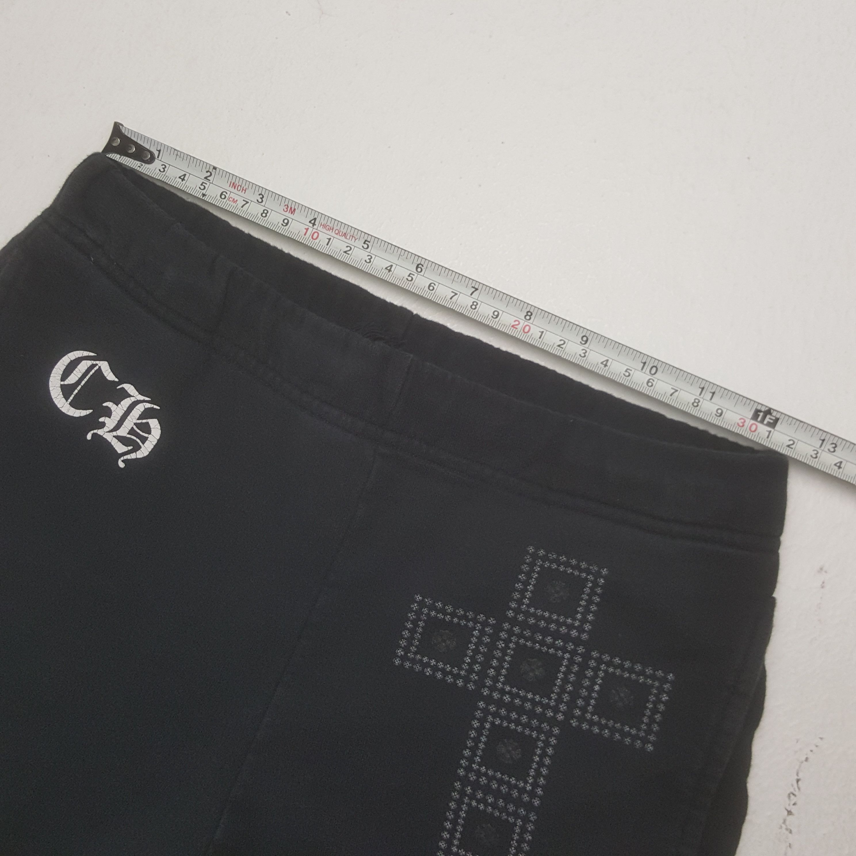 Chrome Hearts Vintage Chrome Hearts Cross Logo Jogger Pants Size 25" / US 0 / IT 36 - 10 Thumbnail