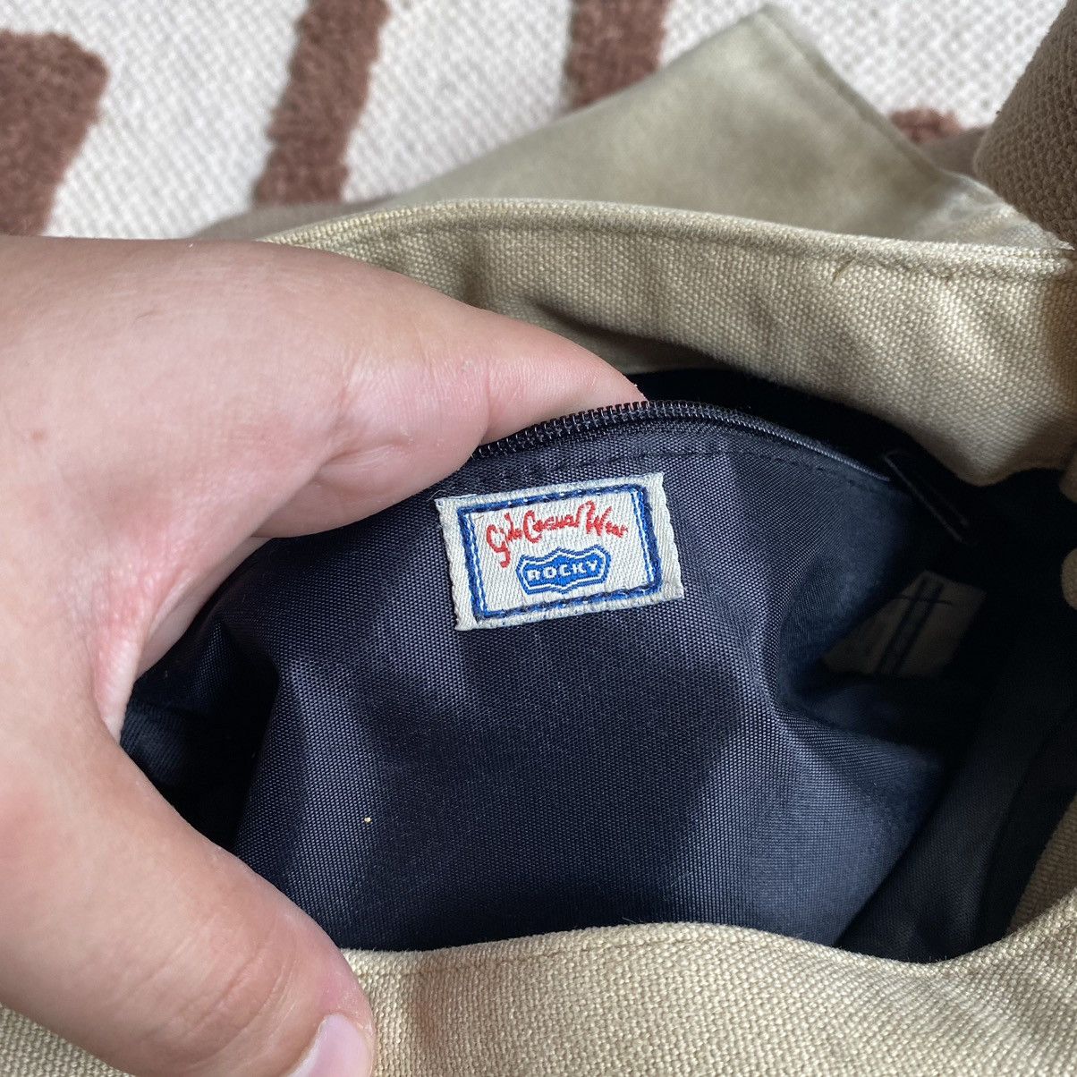 Japanese Brand VINTAGE JAPANESE STYLE 90s MILITARY SANDY CROSSBODY BAG Size ONE SIZE - 6 Thumbnail
