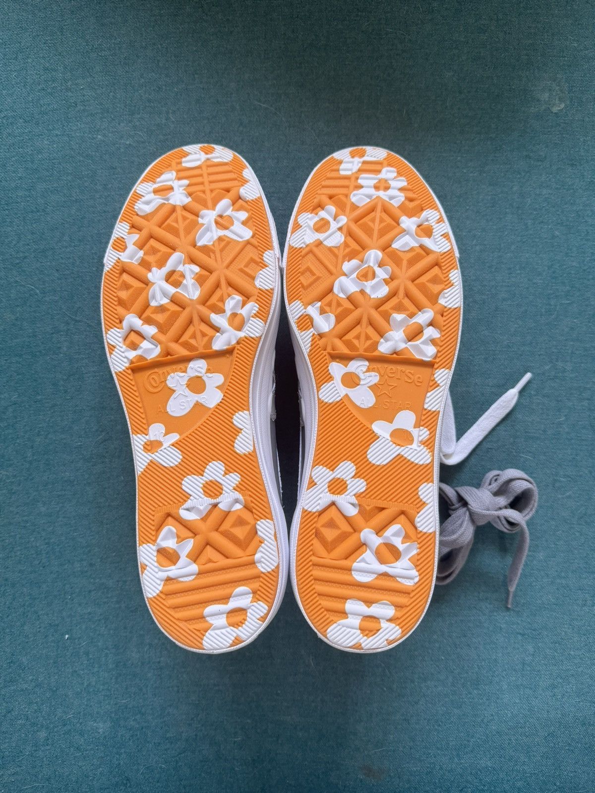 Golf Wang Golf le Fleur Metallic Silver/White Size US 10 / EU 43 - 5 Thumbnail