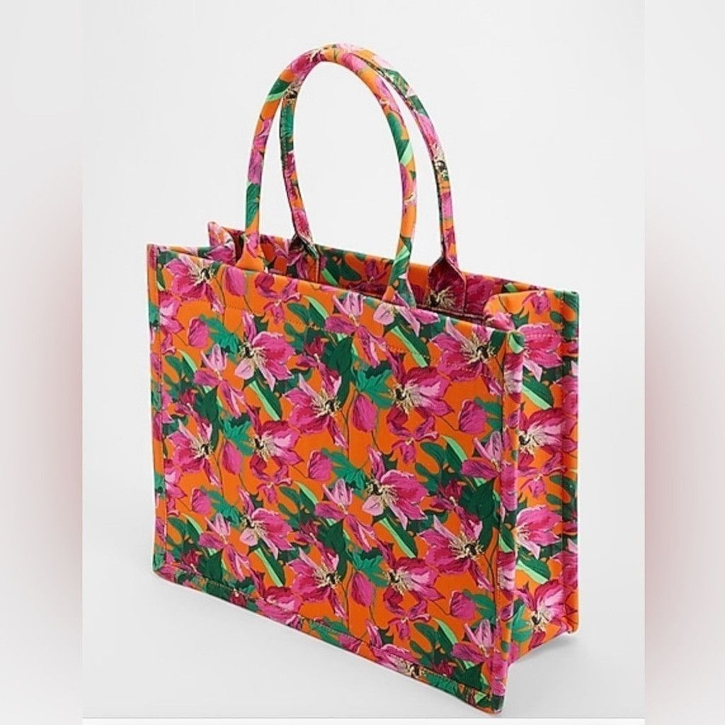Express NEW with tags (NWT) Express Bold Floral Tote Bag Size ONE SIZE - 2 Thumbnail