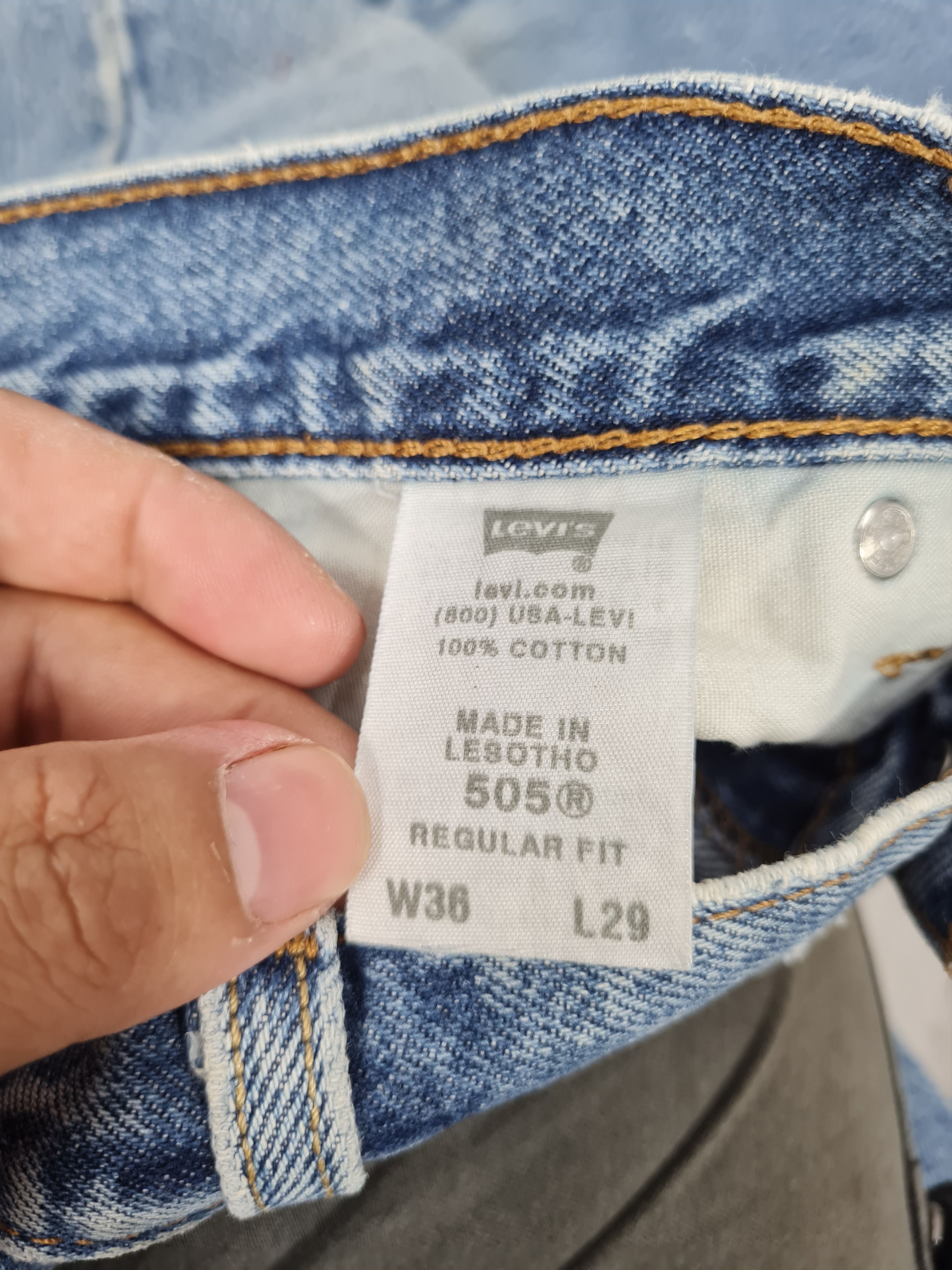 Levi's Vtg LEVIS 505 Single R Faded Cropped Jeans L0351 Size 36X28 Size US 36 / EU 52 - 13 Thumbnail