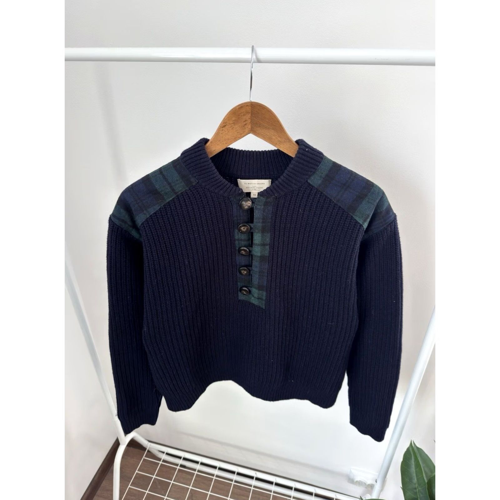 Vintage Sezane Wool Knitted Button Up Sweater Dark Blue Womens XS Pullover Designer City Vintage 90s Paris Luxury Knit Button Sezane Brand Wool Size XS Women Size XS / US 0-2 / IT 36-38 - 3 Thumbnail