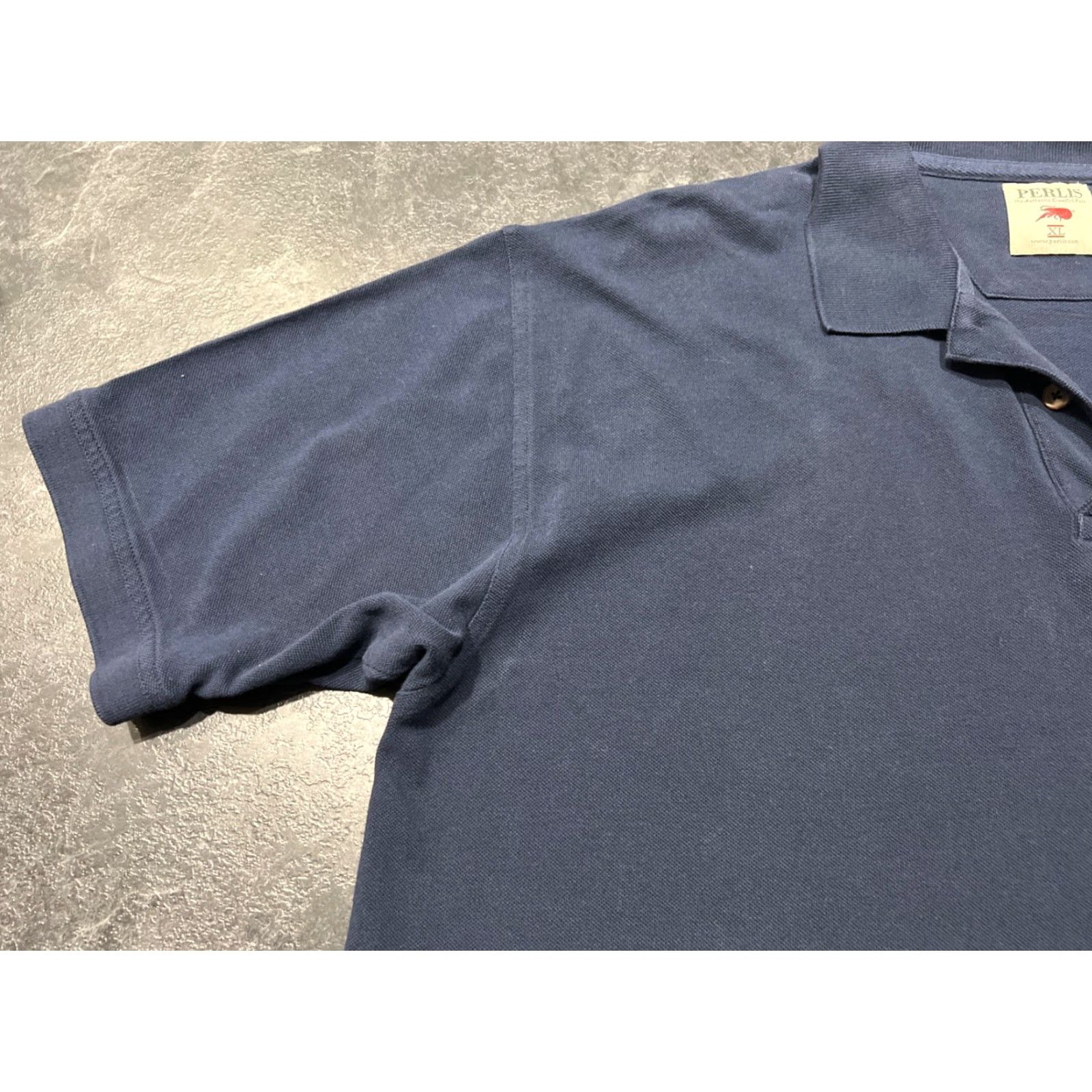 Vintage VINTAGE Perlis Polo Shirt Men XL Short Sleeve Cotton Navy Blue Solid 46 Chest 30 in Regular Fit American Theme Size US XL / EU 56 / 4 - 5 Thumbnail