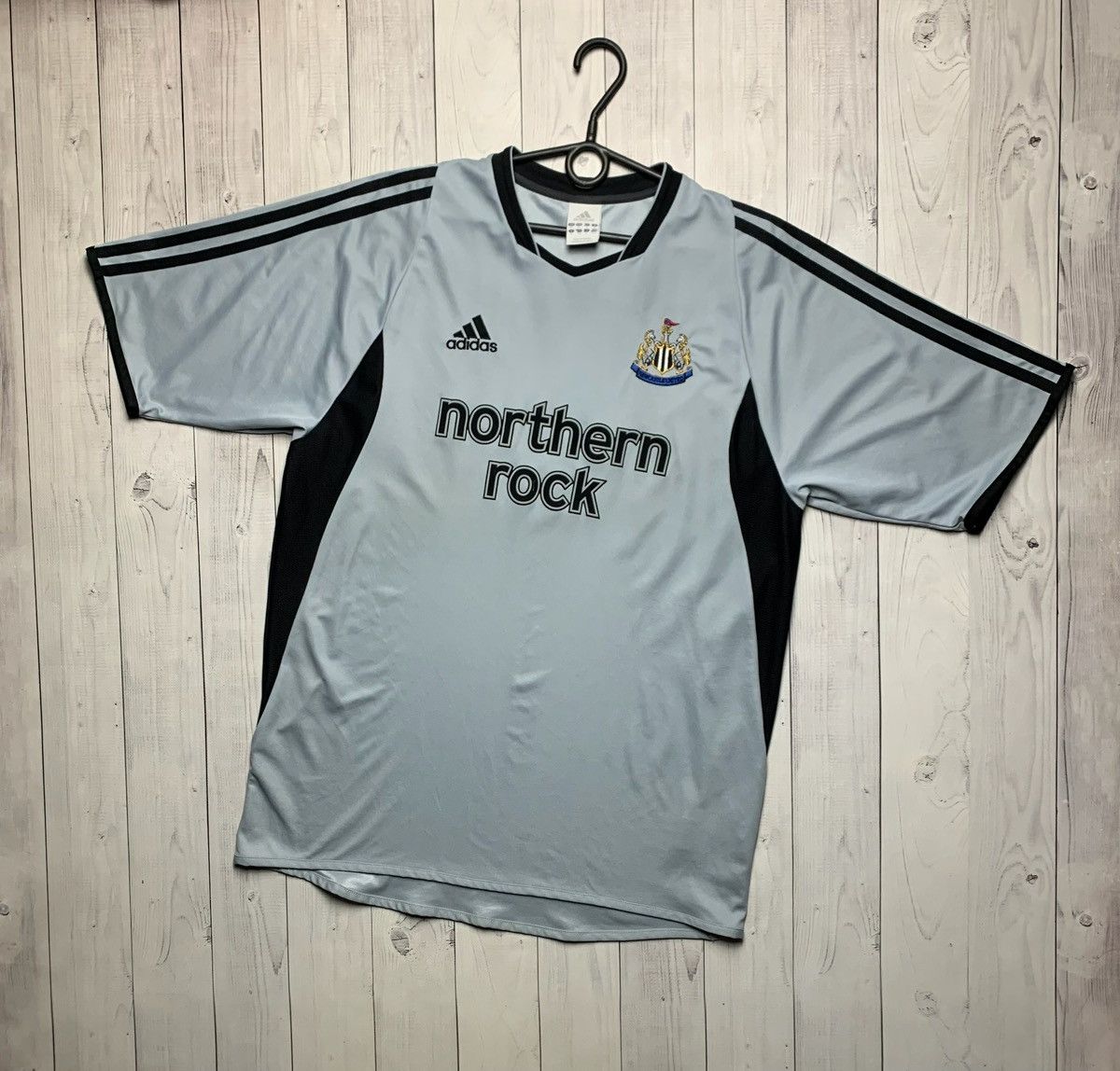 Adidas × Vintage Vintage new Castle United adidas soccer jersey size M rare Size US M / EU 48-50 / 2 - 1 Thumbnail