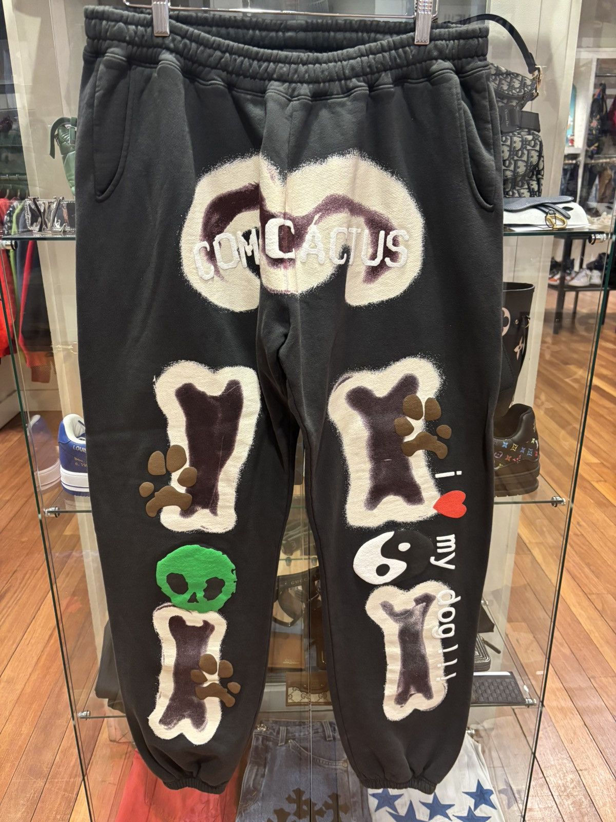 Cactus Plant Flea Market Cactus Plant Flea Market Dog Bone Sweatpants Size US 32 / EU 48 - 1 Thumbnail