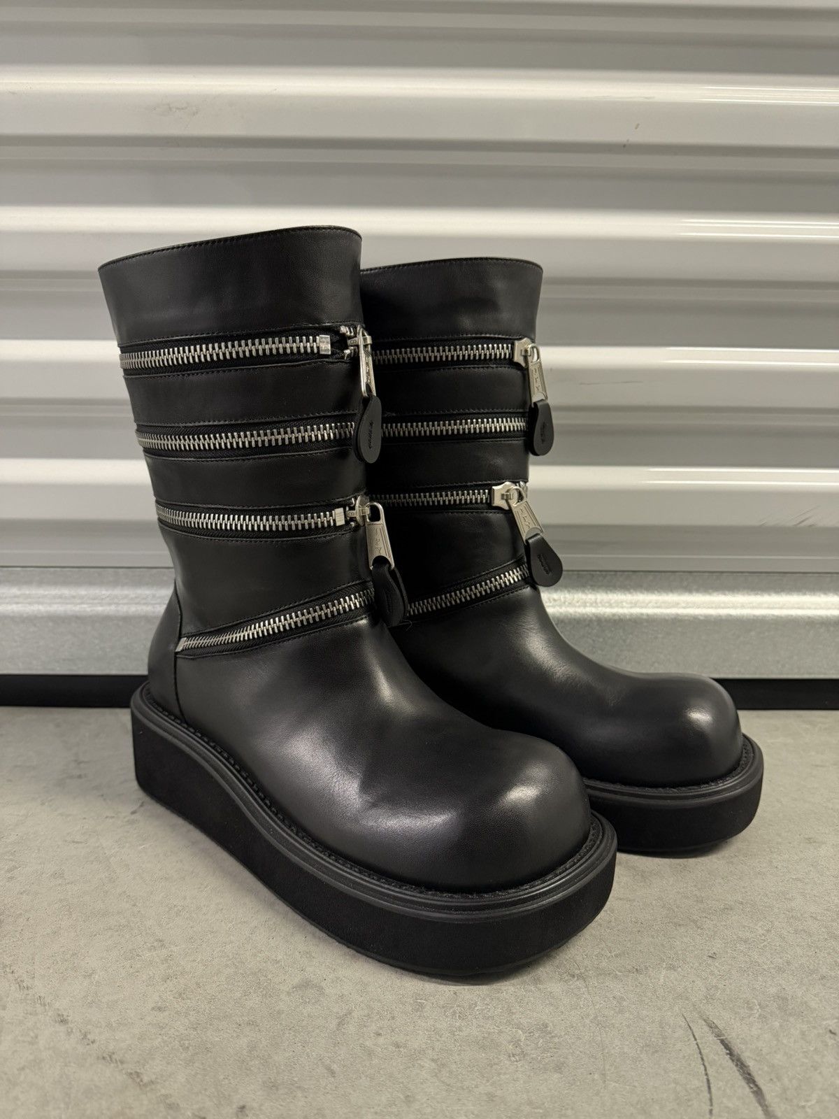 Rough Simmons Rough Simmons Accordion Combat Boots Size US 9 / EU 42 - 1 Thumbnail