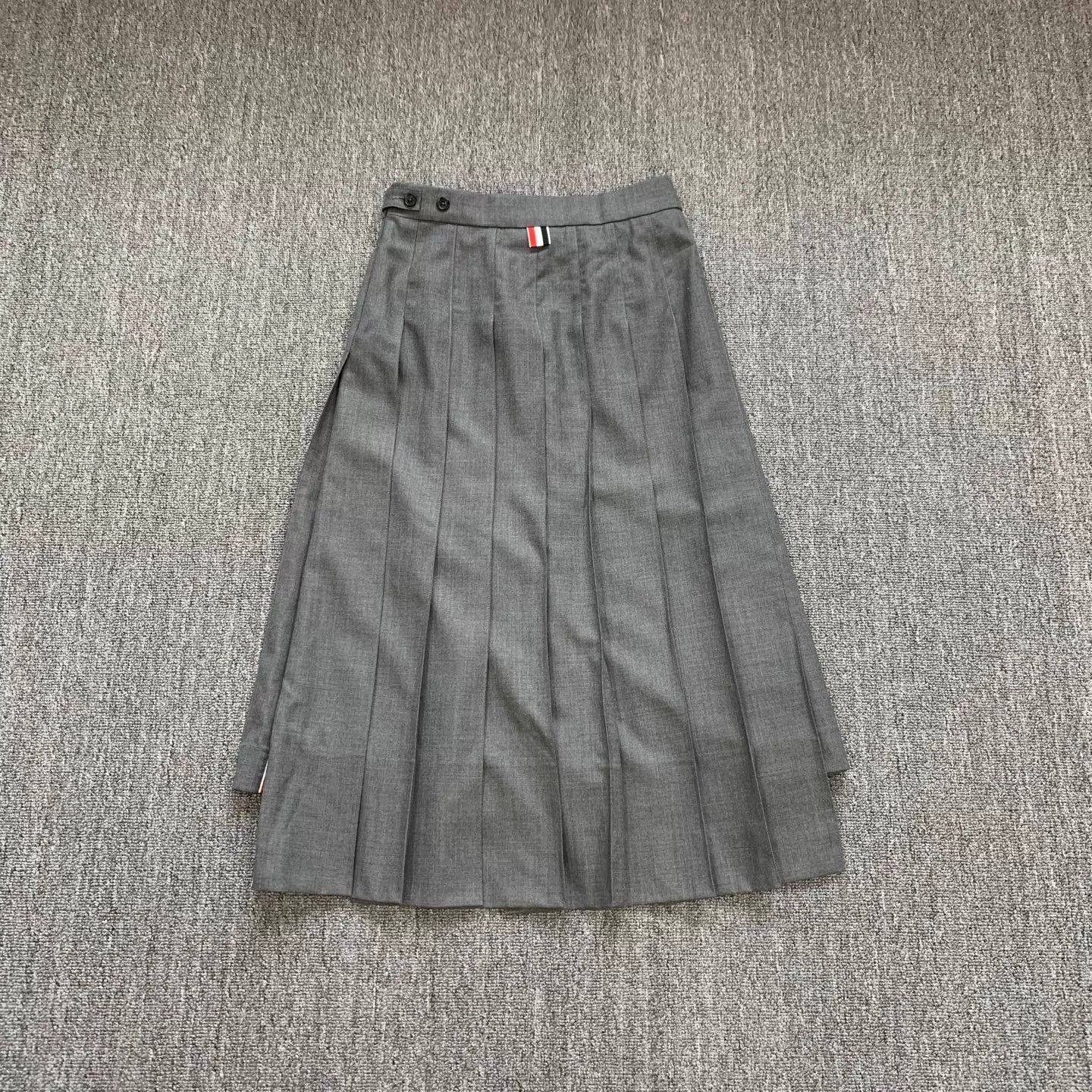 Thom Browne Thom Browne Pleated Gray Long Dress Women's 38 98 New Size XS / US 0-2 / IT 36-38 - 2 Thumbnail