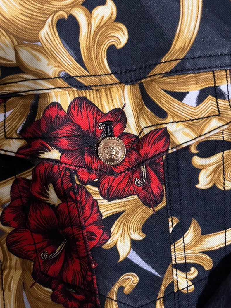 Versace Versace Denim jacket jacket cotton suit Size US XL / EU 56 / 4 - 3 Thumbnail