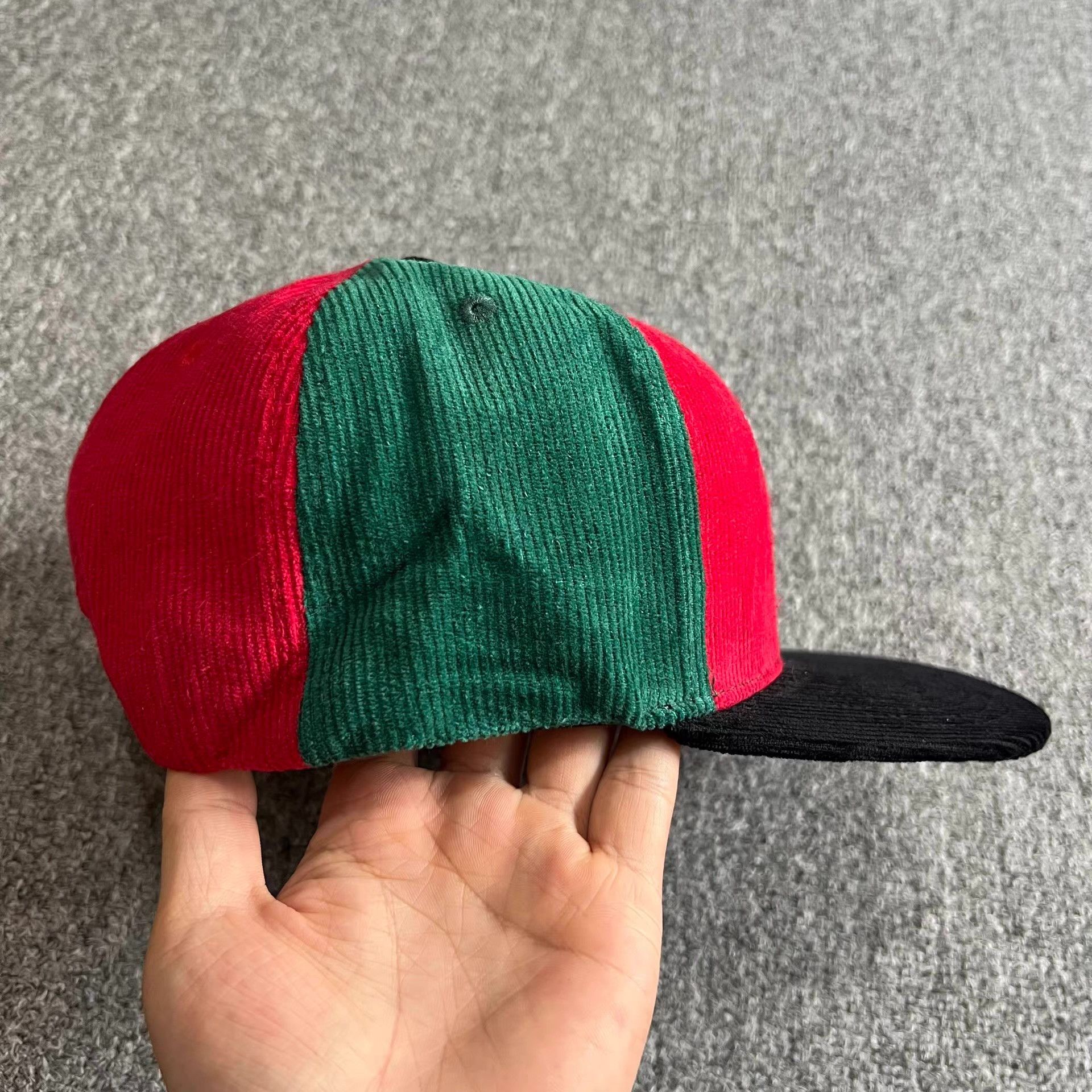 Cross Colours Cross Colours Washed Vintage Curved Brim Baseball Cap Q7 Size ONE SIZE - 6 Thumbnail