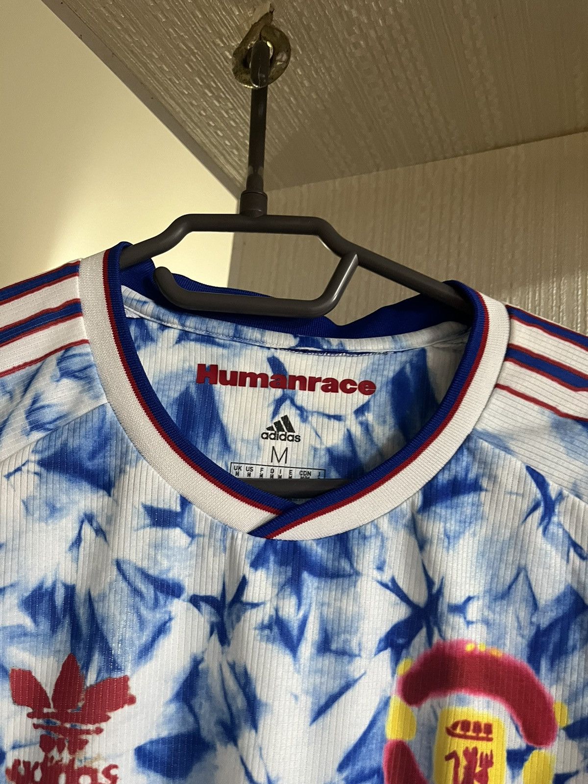 Pharrell Adidas sample Humanrace Manchester United Jersey Size US M / EU 48-50 / 2 - 3 Thumbnail