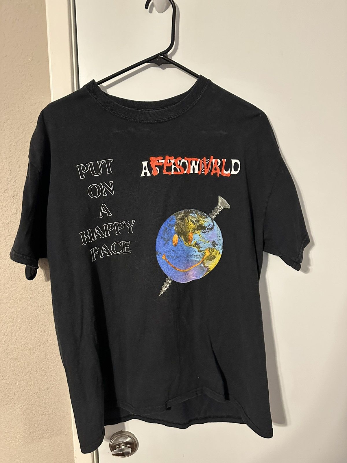 Travis Scott Astroworld Festival Happy Face Screw Tee Size US M / EU 48-50 / 2 - 1 Thumbnail