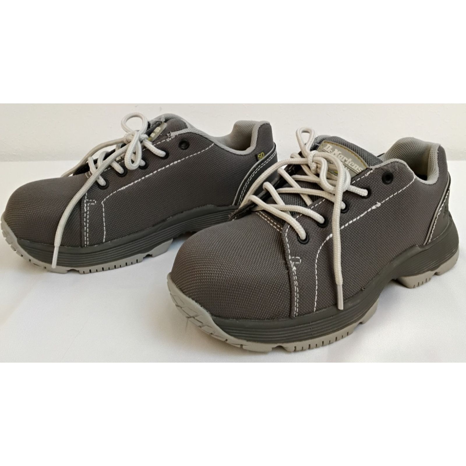 Dr. Martens Dr Martens Industrial Steel Toe Shoes Women's 5 Gray Mesh Size US 5 / IT 35 - 3 Thumbnail