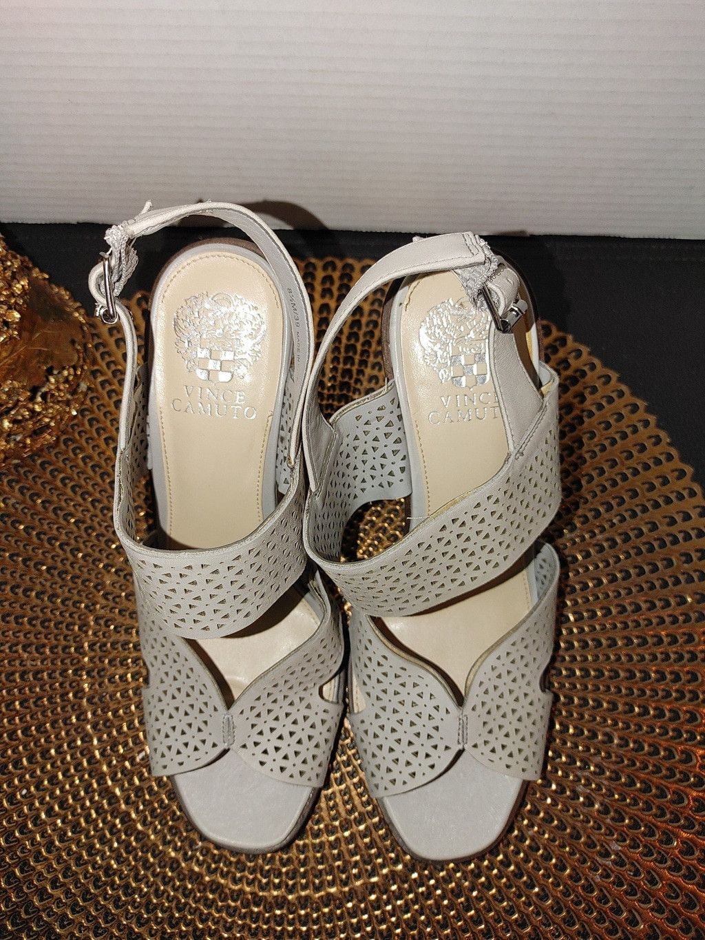Vince Camuto Vince Camuto Delinda Wedges Size 8.5 Size US 8.5 / IT 38.5 - 3 Thumbnail