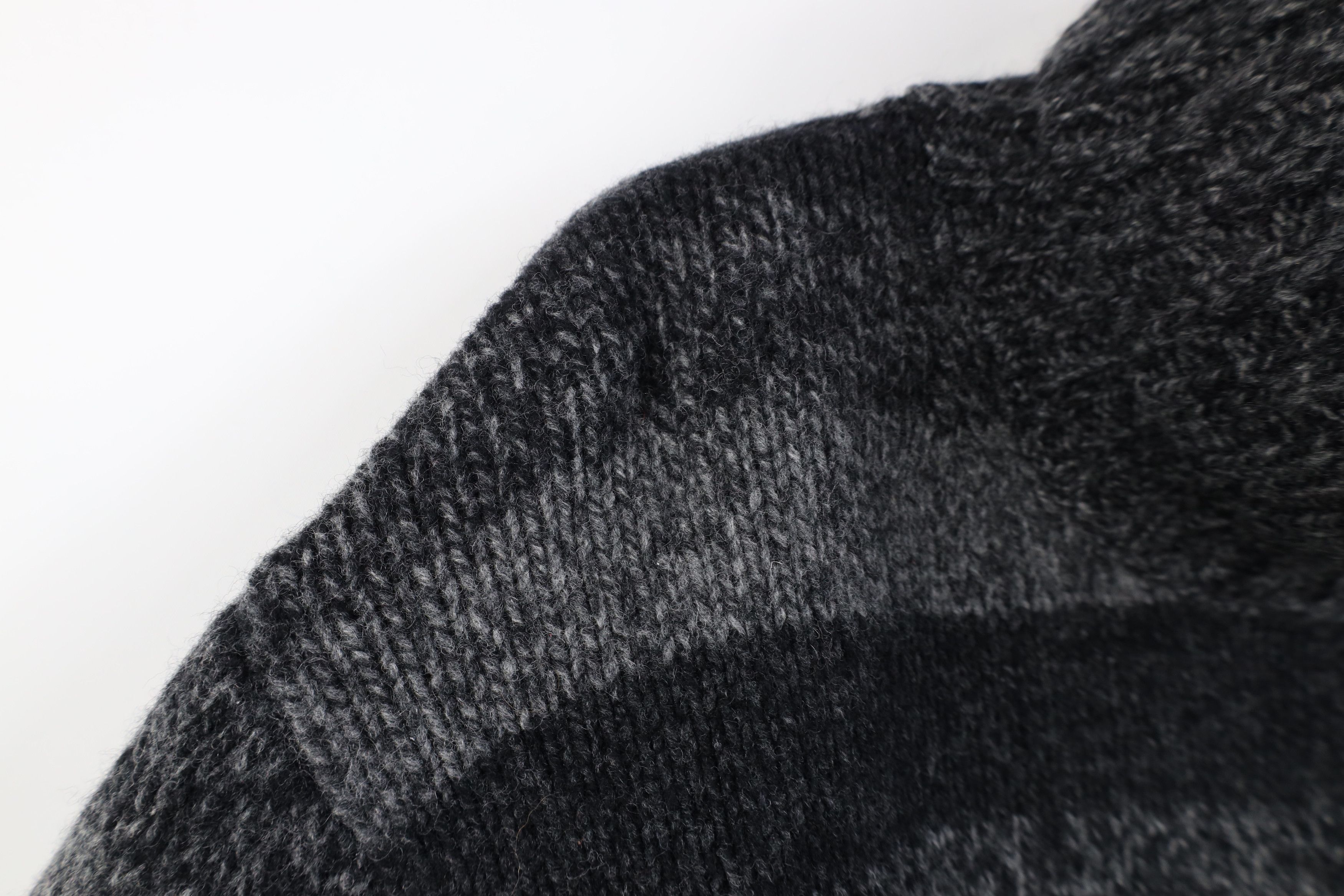 Eddie Bauer Vintage Eddie Bauer Block Lambswool Knit Turtleneck Sweater Size US XL / EU 56 / 4 - 6 Thumbnail