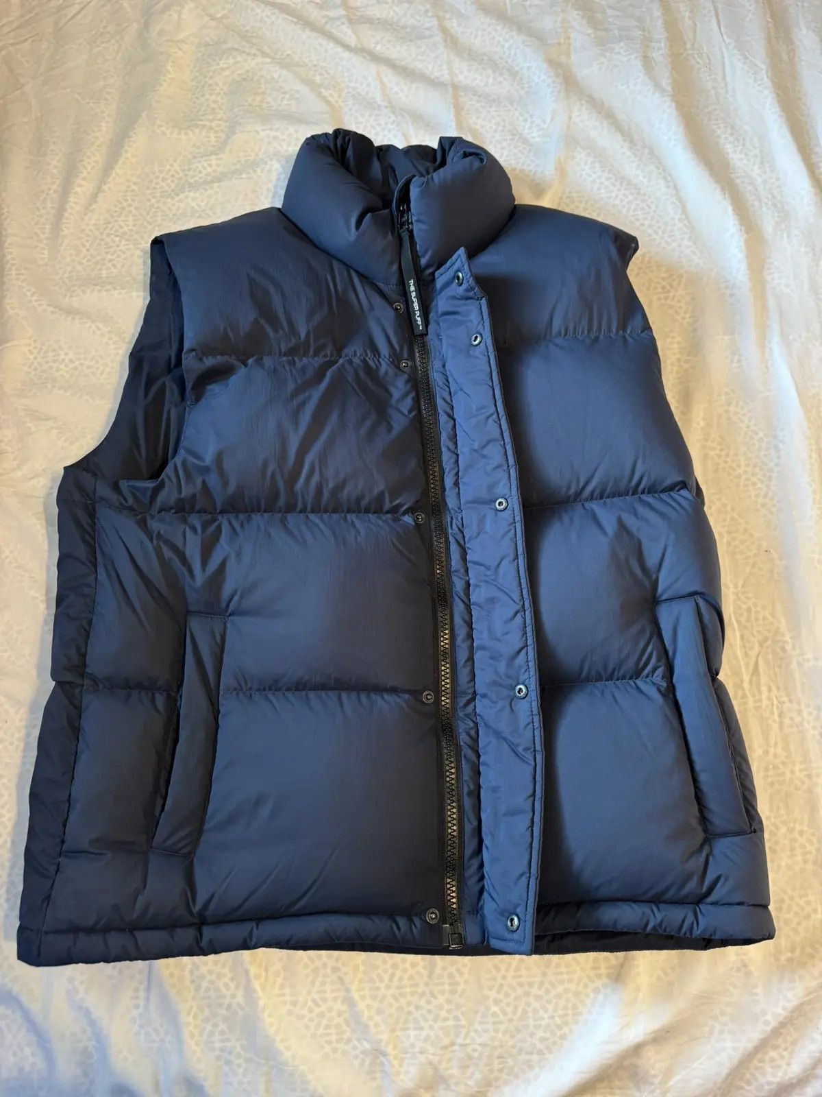 Aritzia THE SUPER PUFF™ Vest Men's - cliMATTE™ Size US M / EU 48-50 / 2 - 7 Thumbnail