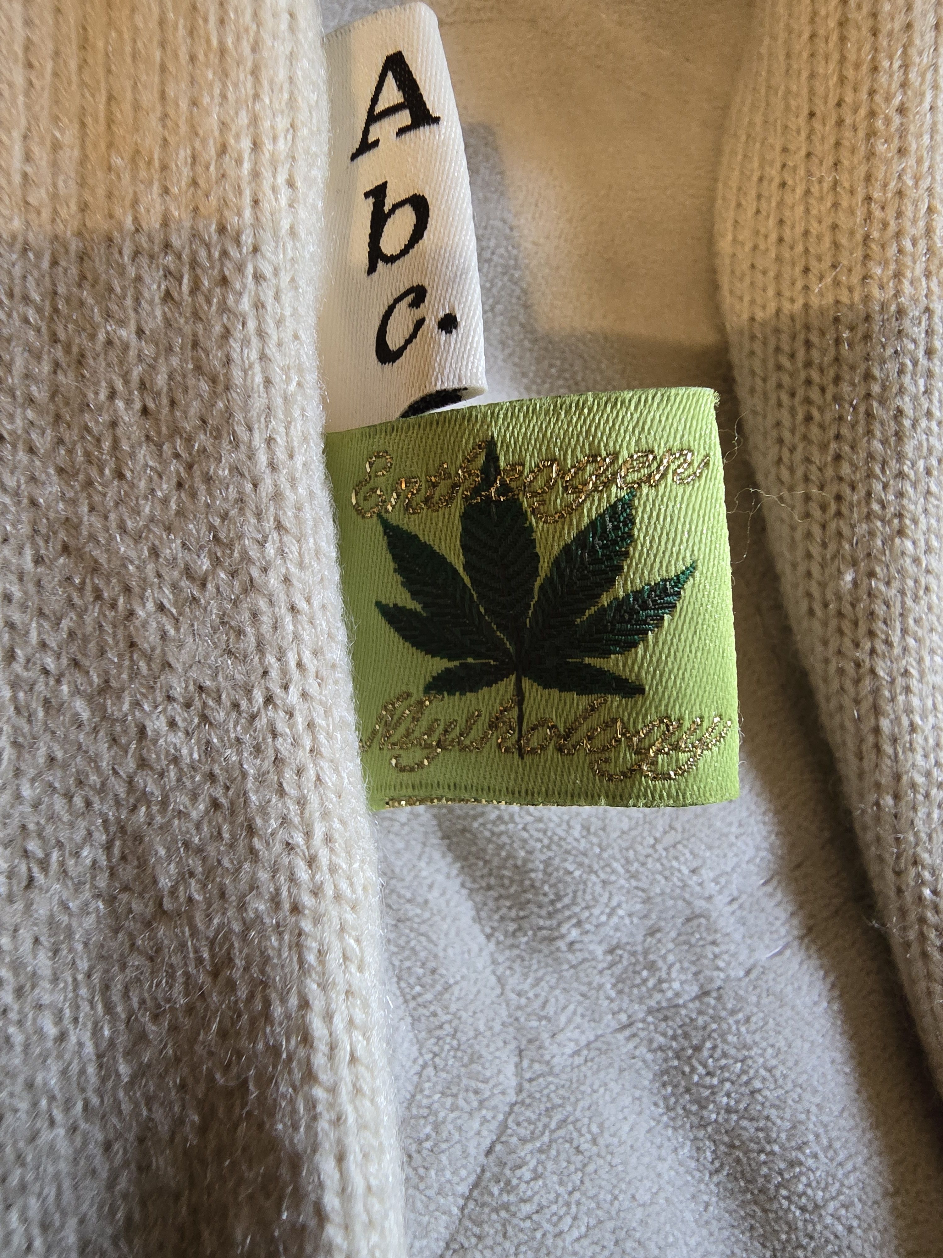Advisory Board Crystals American Consciousness Sweatshirt sz M Size US M / EU 48-50 / 2 - 3 Thumbnail