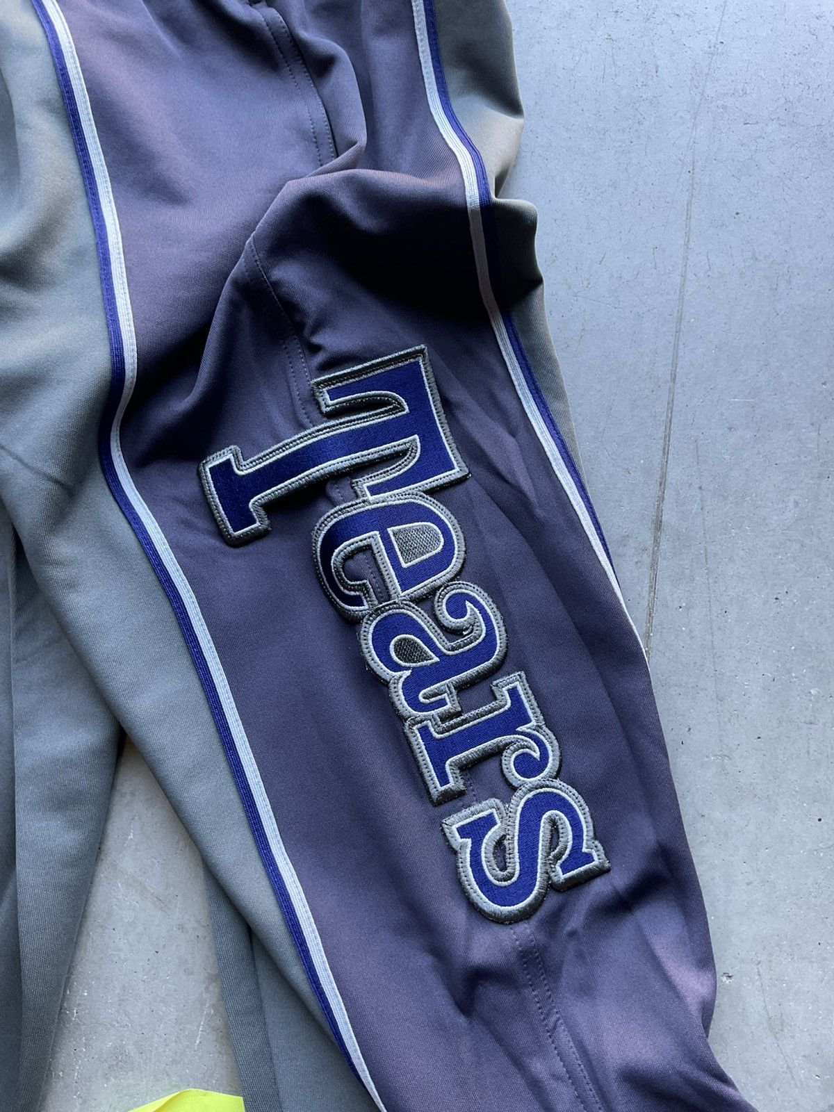 DENIM TEARS Denim Tears Track Pants Grey Size US 36 / EU 52 - 4 Thumbnail