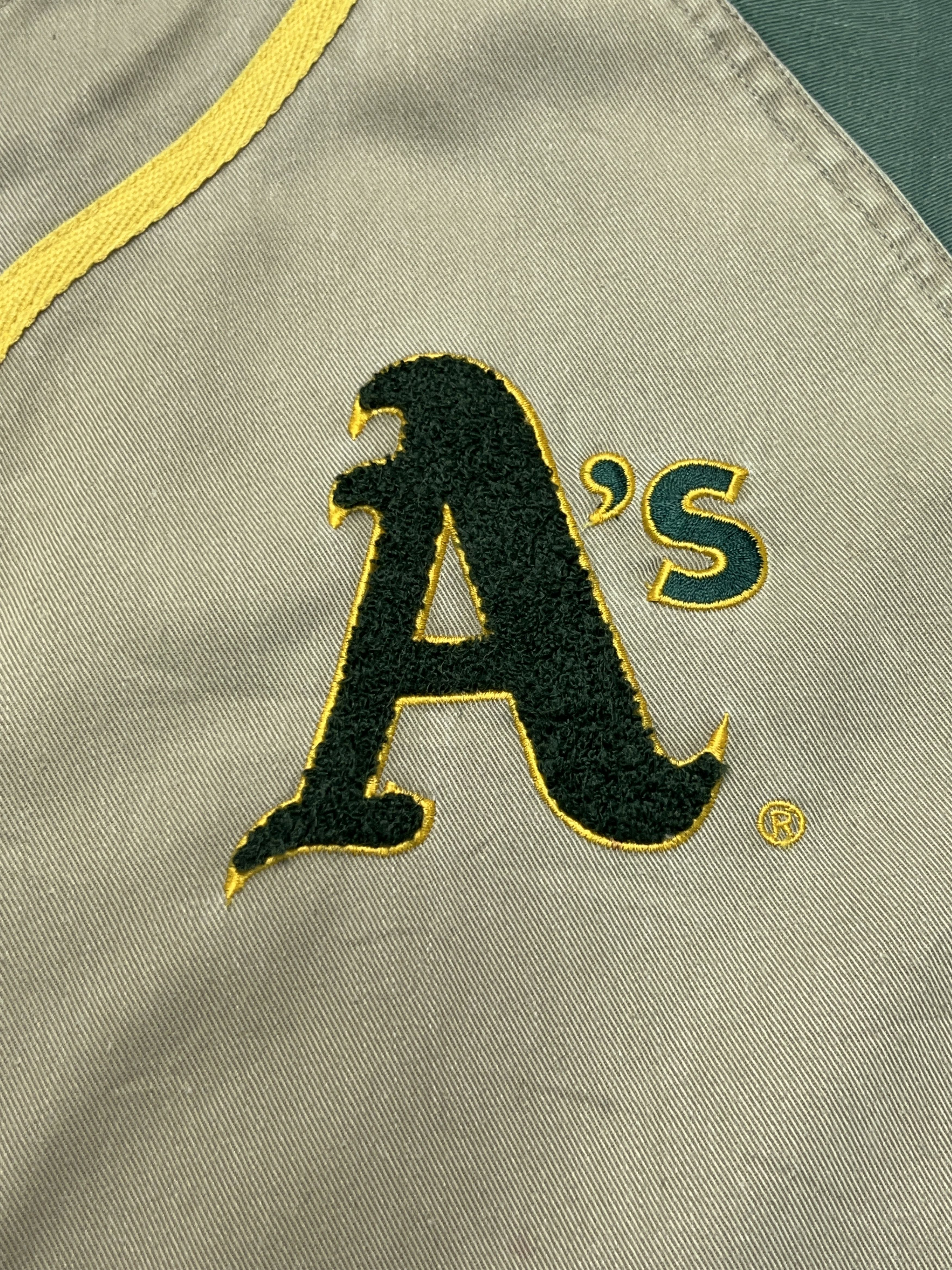 Starter Vintage Mens A's Oakland Athletics Baseball Jersey T Shirt L Size US L / EU 52-54 / 3 - 4 Thumbnail