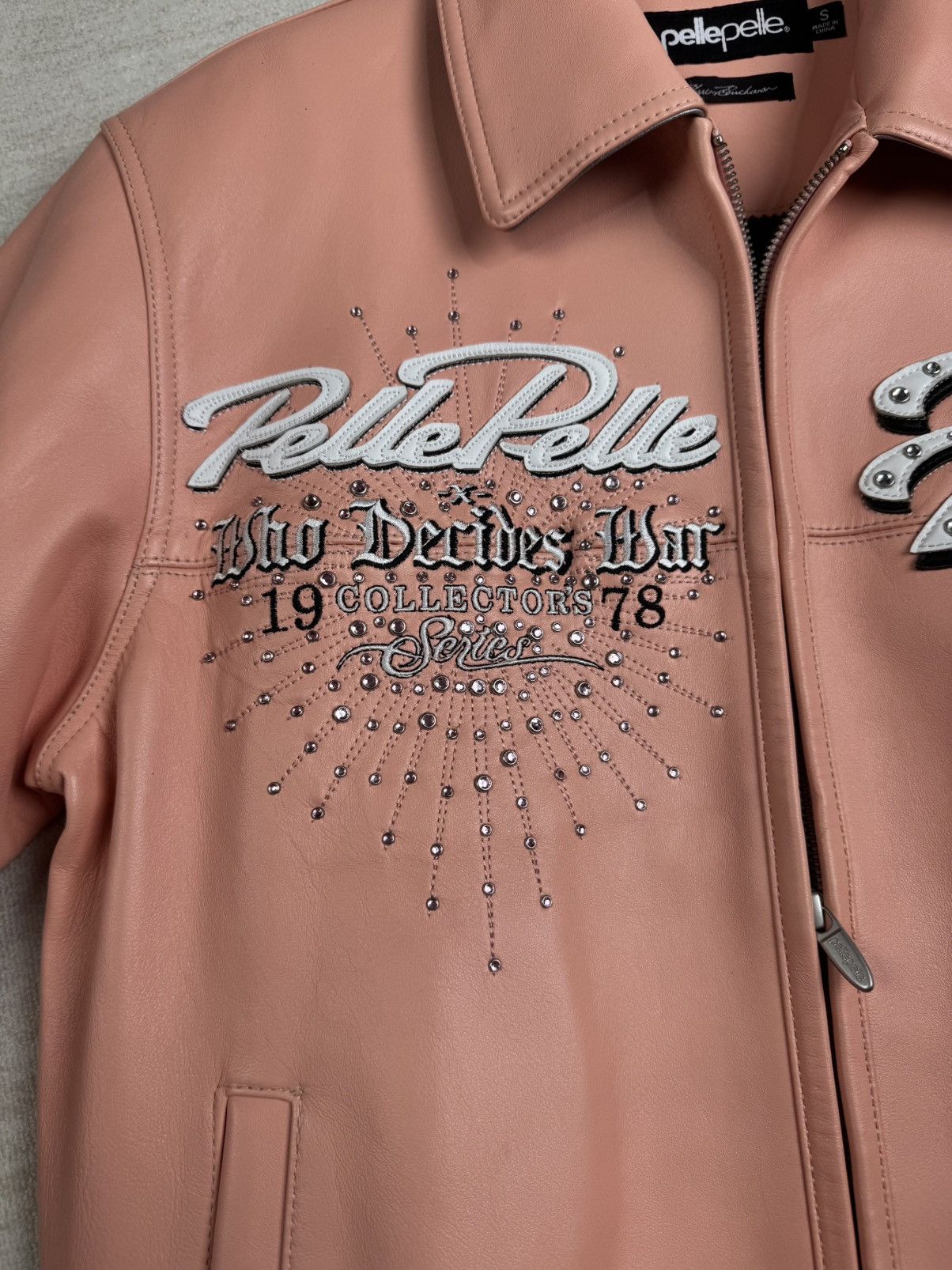 Who Decides War WDW x PP 'GREATEST OF ALL TIME' GENUINE LEATHER JACKET Size US S / EU 44-46 / 1 - 17 Thumbnail