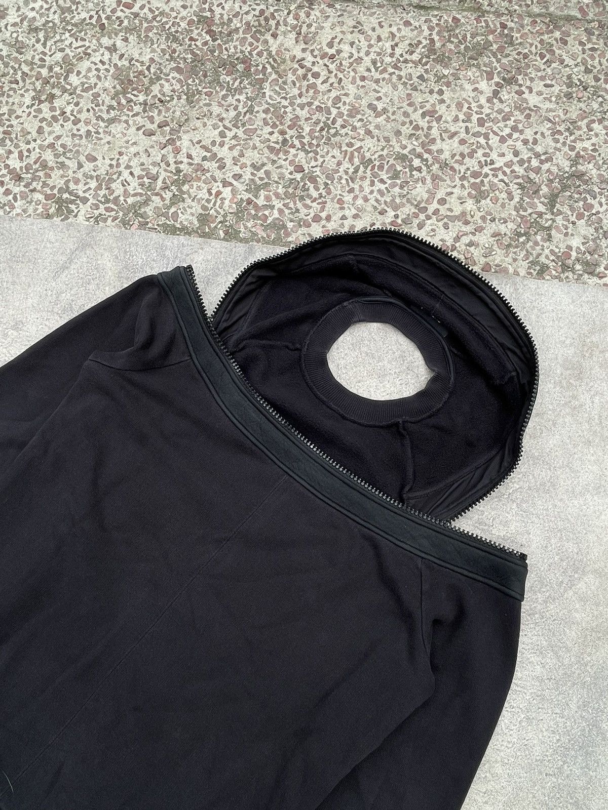 Givenchy Givenchy Black Zip Sweatshirt Size US S / EU 44-46 / 1 - 7 Thumbnail
