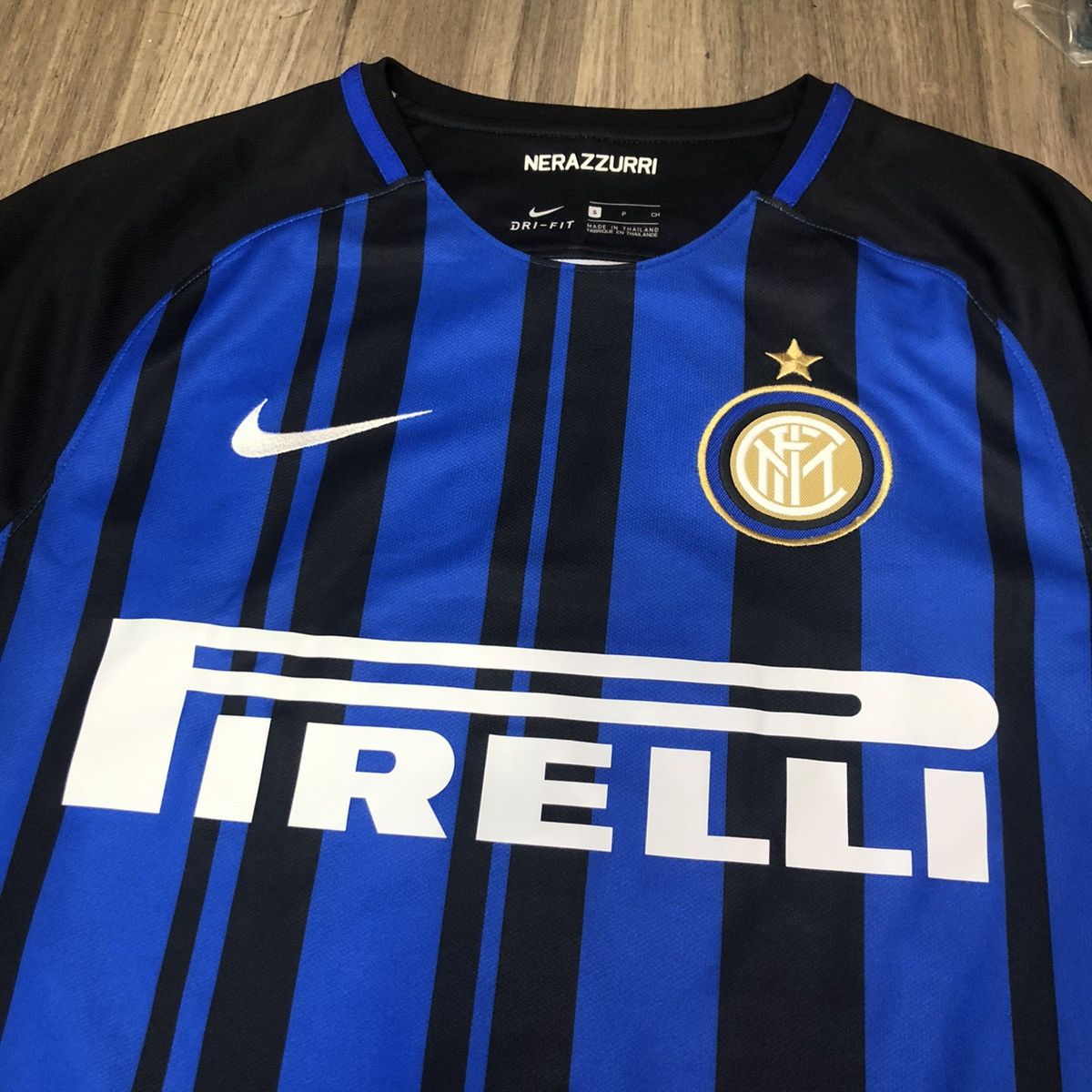 Nike Inter Milan 17/18 home shirt #7 Joao cancelo (Bnwt) Size US S / EU 44-46 / 1 - 3 Thumbnail