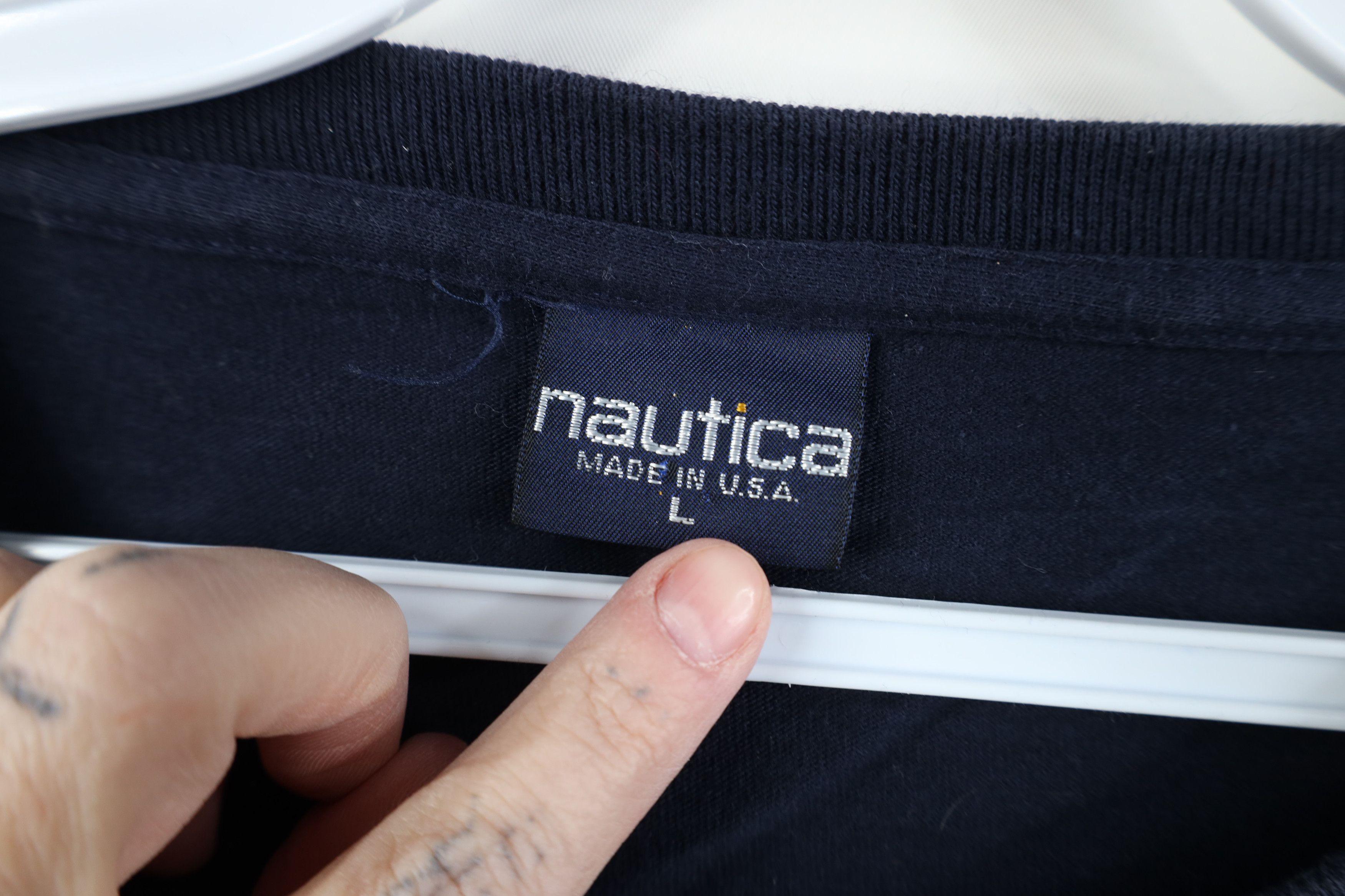 Nautica Vintage 90s Nautica Sailboat Pocket T-Shirt Navy Blue USA Size US L / EU 52-54 / 3 - 10 Thumbnail