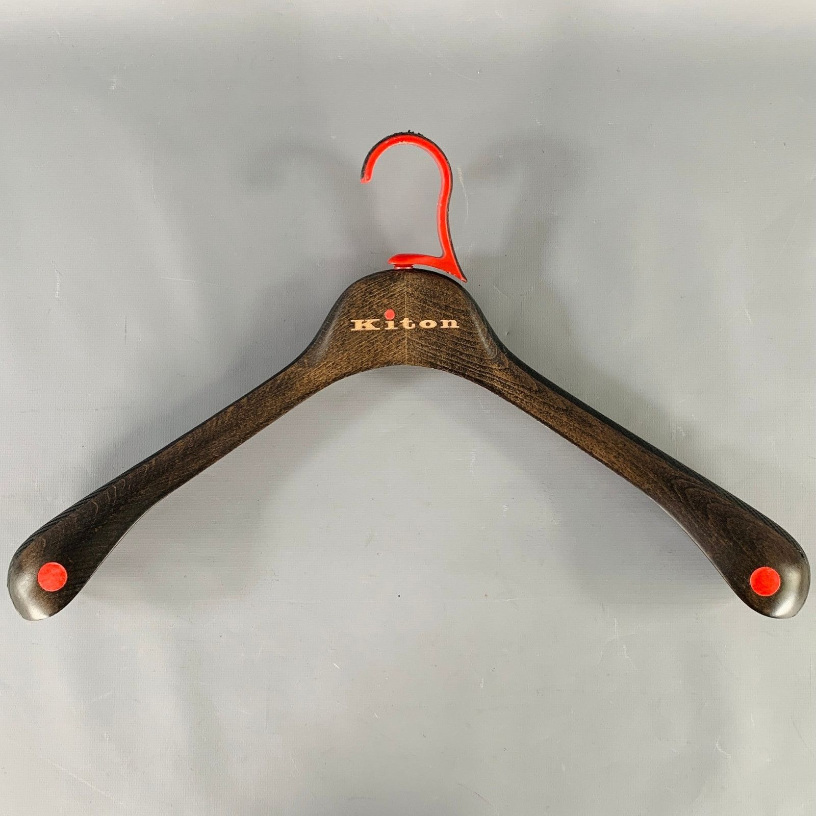 Kiton KITON Wooden Sport Coat Hanger Size ONE SIZE - 1 Thumbnail