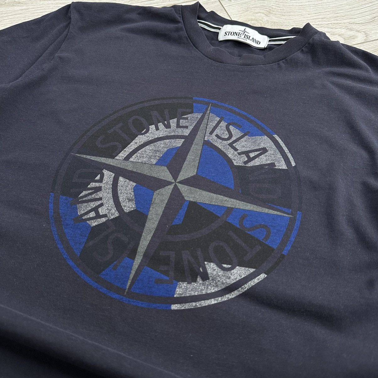 Stone Island Stone Island Bog Logo Navy T Shirt Size US L / EU 52-54 / 3 - 4 Thumbnail