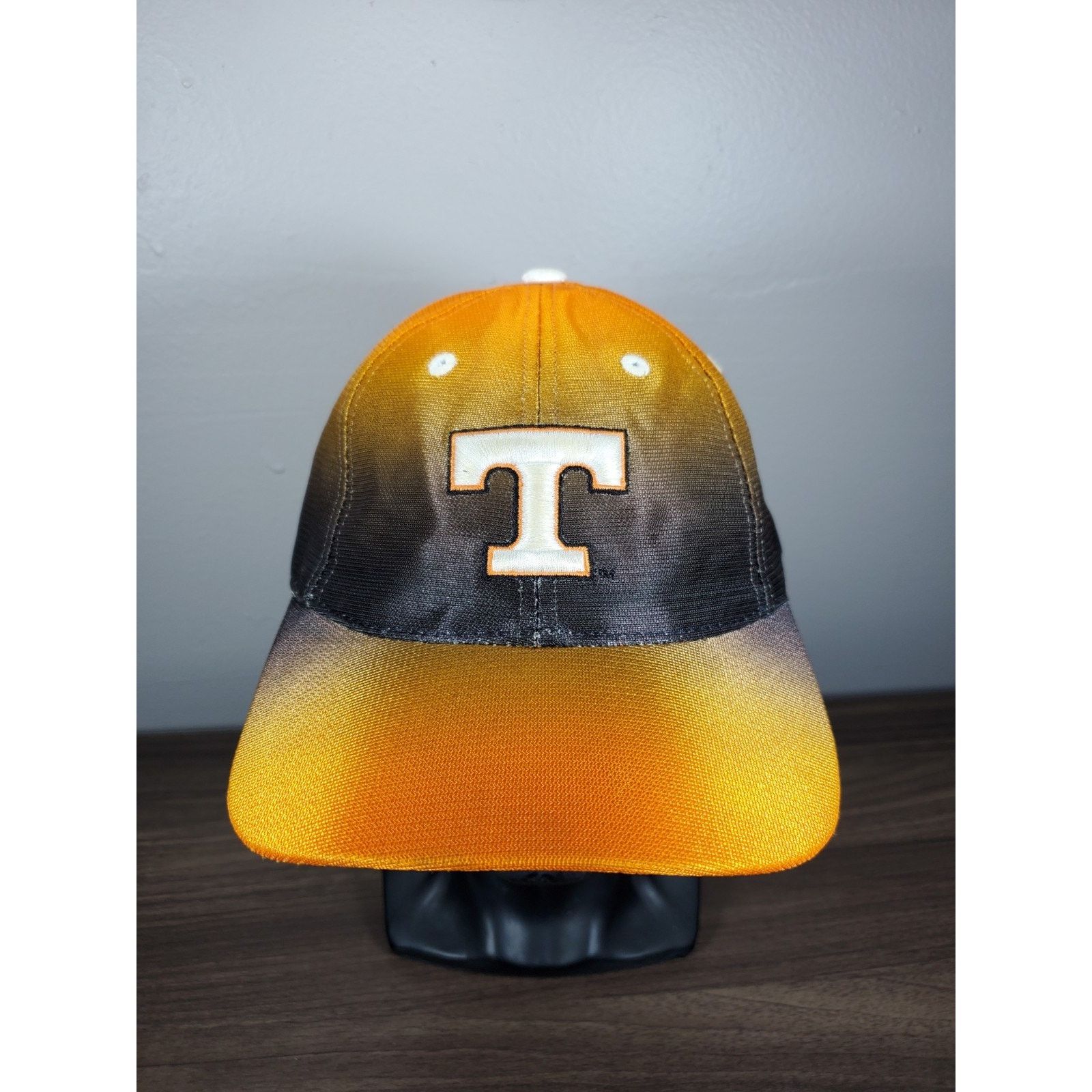 NCAA × Top Of The World Tennessee Volunteers Hat TOW Fitted Cap Size 7 NCAA Vols Size ONE SIZE - 3 Thumbnail