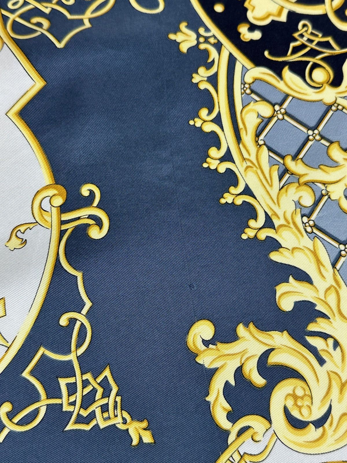 Pierre Balmain Vintage Pierre Balmain Paris Silk Scarf Size ONE SIZE - 8 Thumbnail