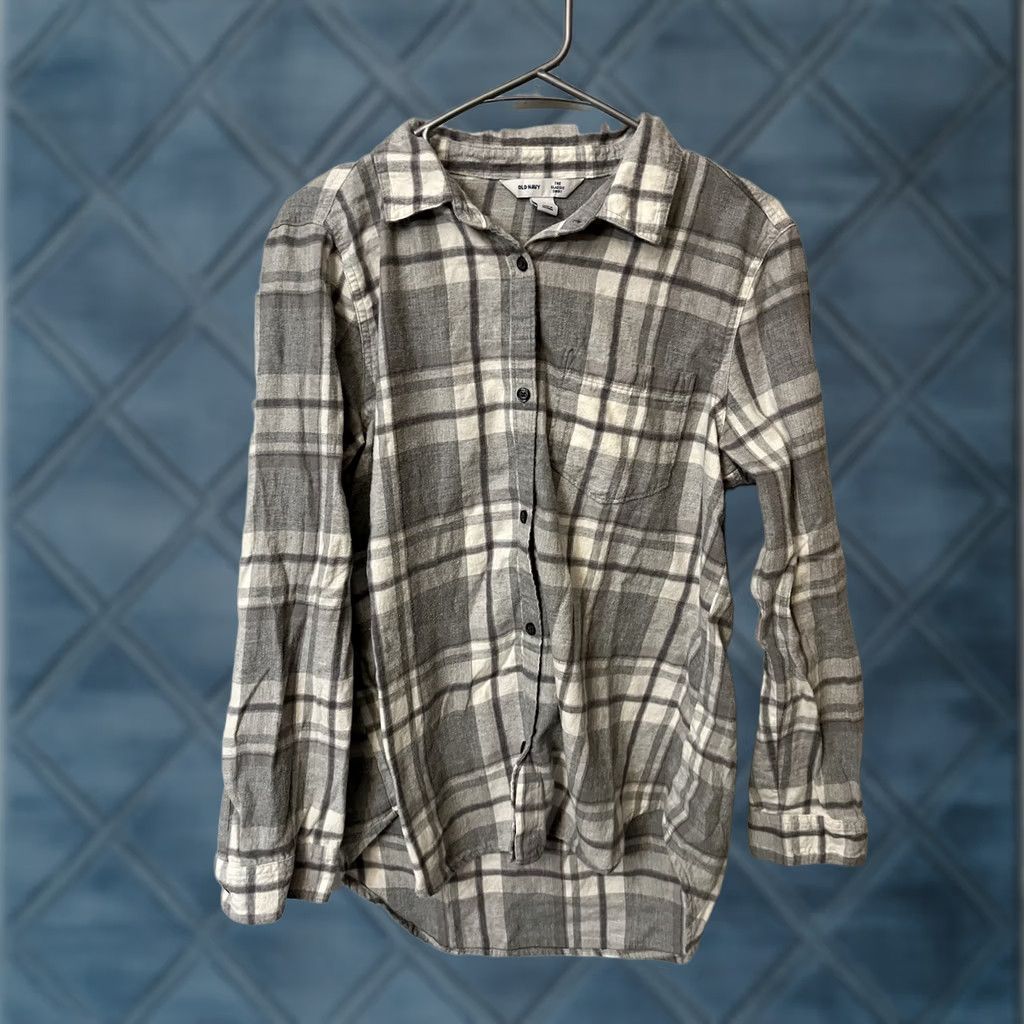 Old Navy Old Navy Shirt Gray White Plaid Button Down Women's Size L Size L / US 10 / IT 46 - 1 Thumbnail