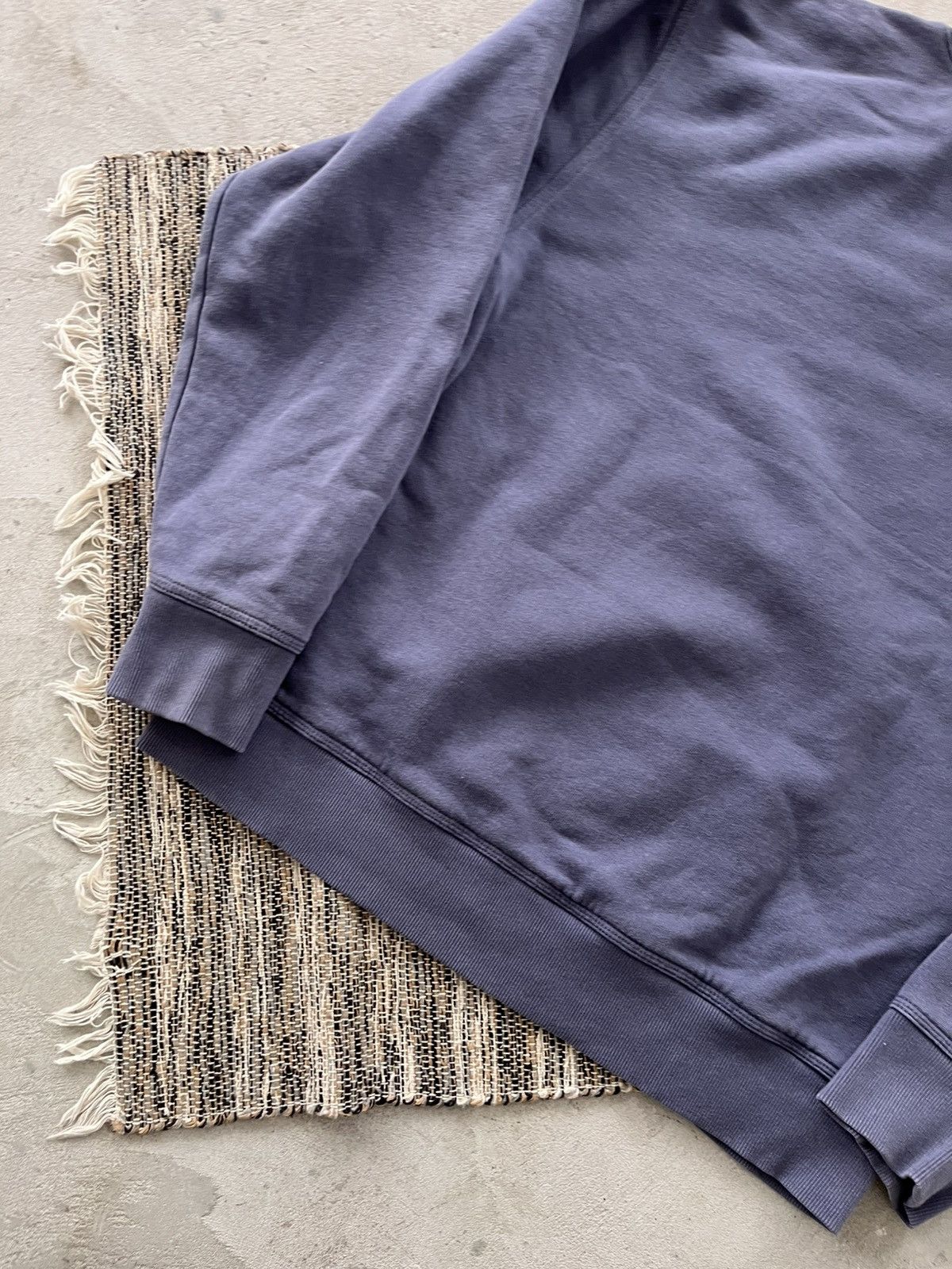 Carhartt Wip Vintage Carhartt Faded Blank Purple Workwear Sweatshirt Y2K Size US L / EU 52-54 / 3 - 15 Thumbnail