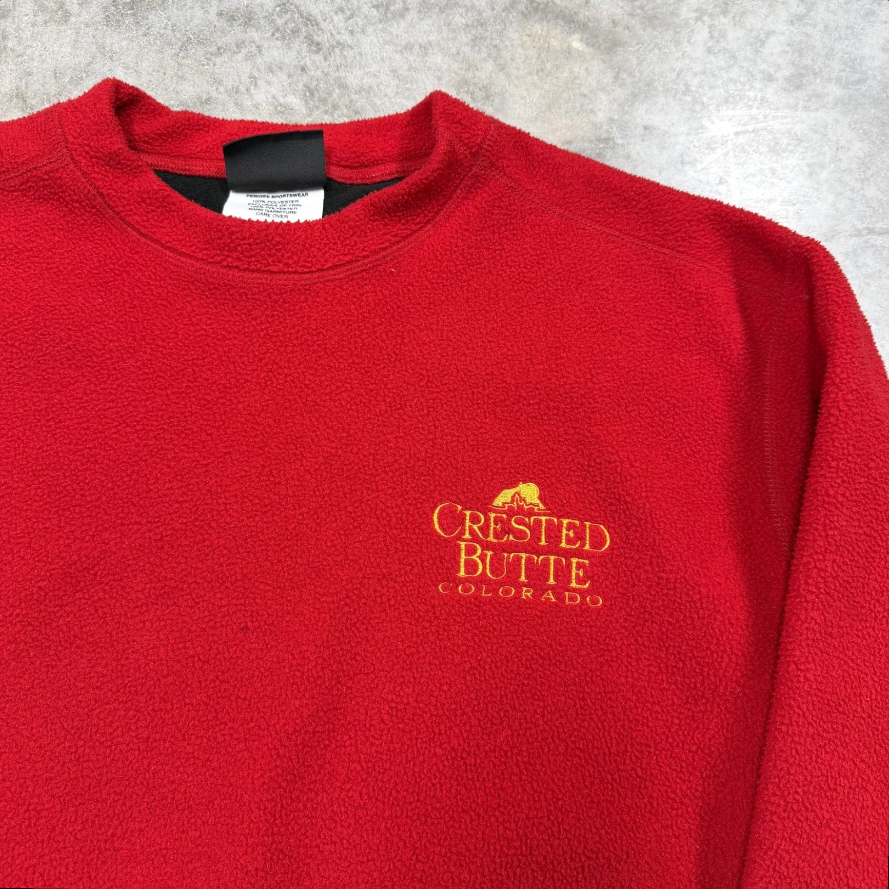 Vintage VINTAGE Perigee Sweatshirt Mens Large Red Fleece Crewneck USA 90s Embroidered Logo Crew Neck Pullover Solid Pattern Outdoor Ski Belts Size US L / EU 52-54 / 3 - 2 Thumbnail