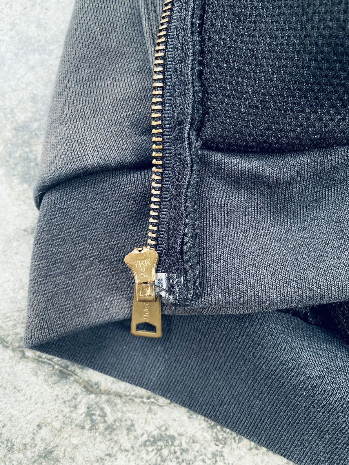 Carhartt Vintage Carhartt Sun Faded Zipper Hoodie Distressed Size US M / EU 48-50 / 2 - 23 Thumbnail