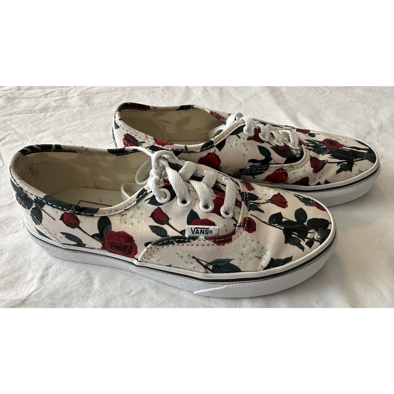 Vans VANS Authentic shoes women Sz 5.5/ Mens 4 Roses Flower Skate Size US 5.5 / IT 35.5 - 1 Thumbnail