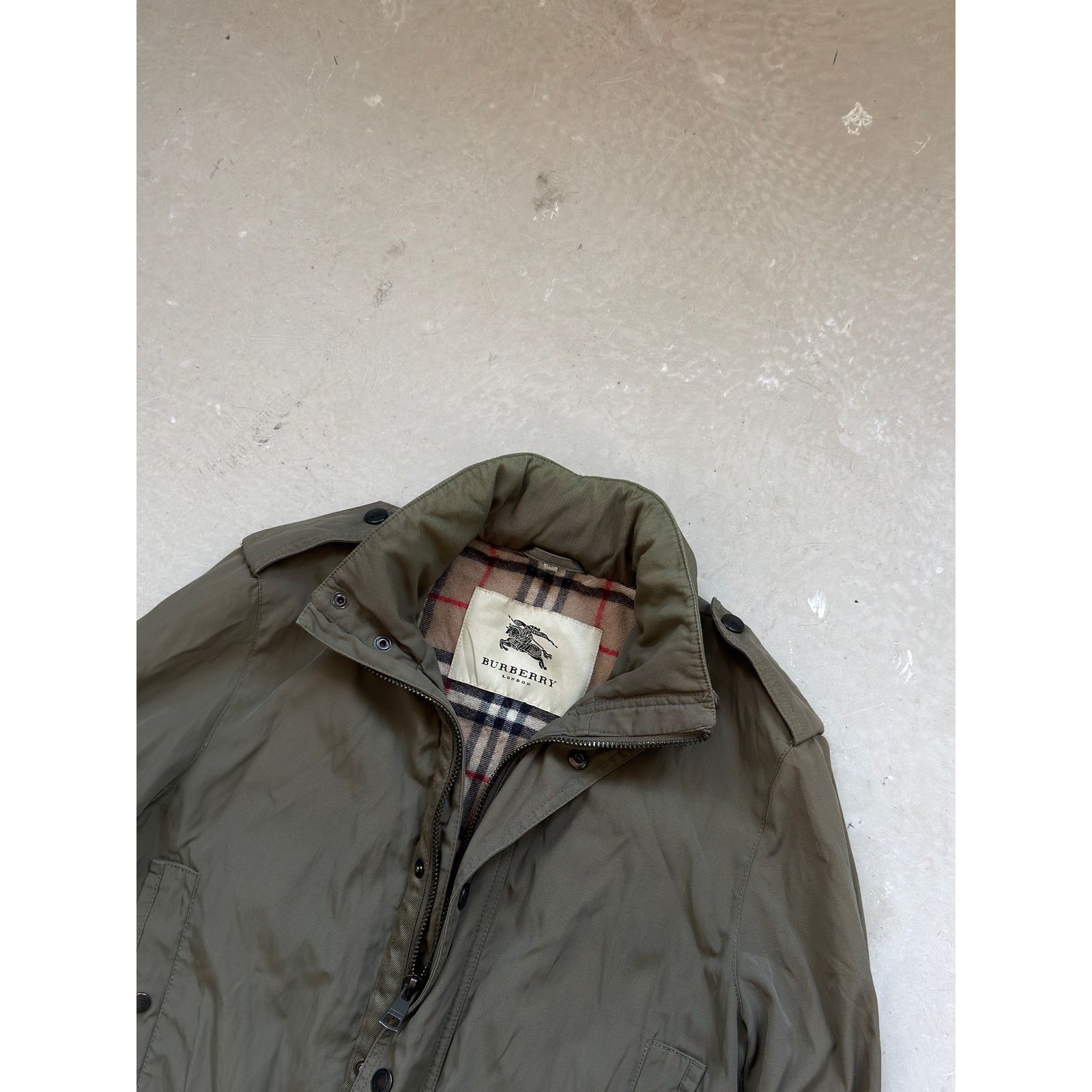 Burberry Burberry Military Olive Jacket Size US L / EU 52-54 / 3 - 2 Thumbnail