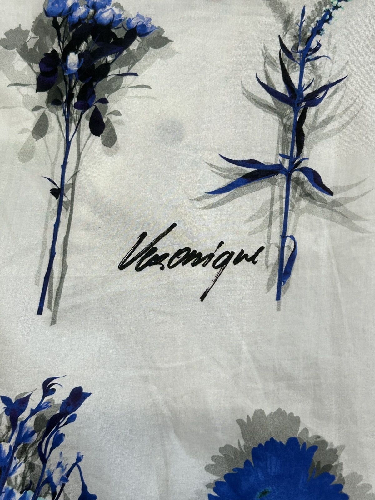 Louis Vuitton LOUIS VUITTON FLORAL PRINTED HOODIE Size US S / EU 44-46 / 1 - 10 Thumbnail