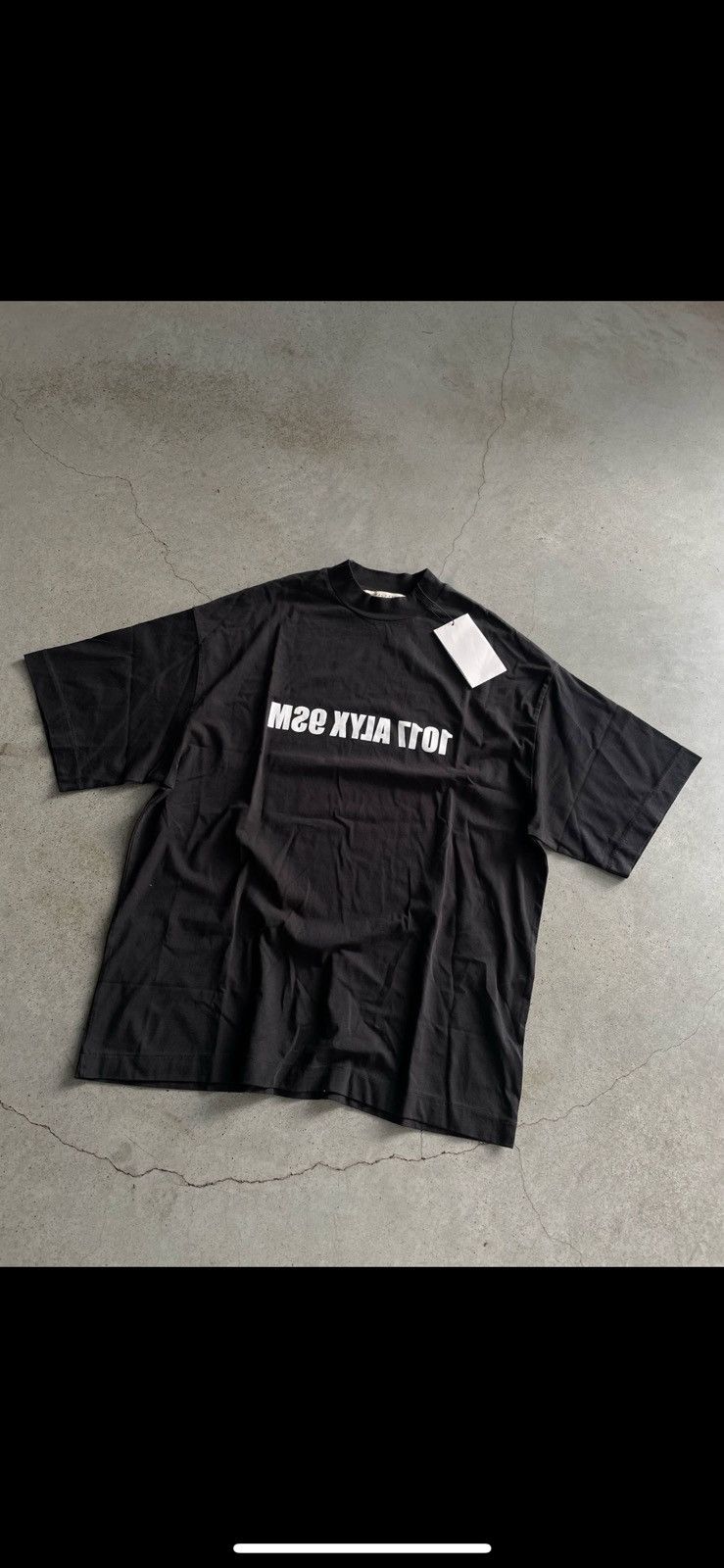 1017 ALYX 9SM × Alyx 1017-ALYX-9SM reverse-logo T-shirt Size US XL / EU 56 / 4 - 1 Thumbnail