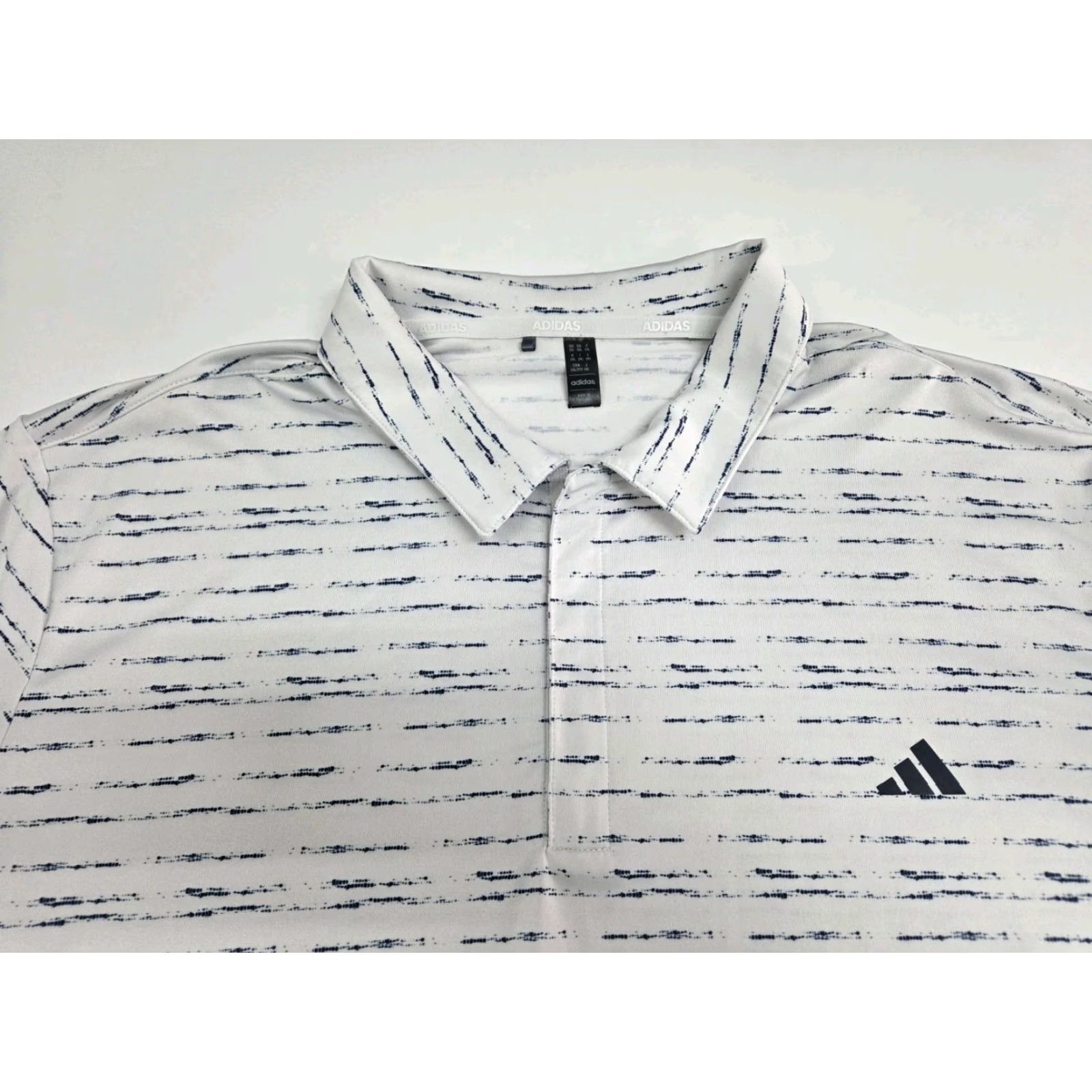 Adidas Adidas Polo Shirt 1/4 Zip Short Sleeve White/Blue Striped 2XL Men Big & Tall Shirt Mens Logo Zip Tailored Relaxed Fit Size US XXL / EU 58 / 5 - 3 Thumbnail
