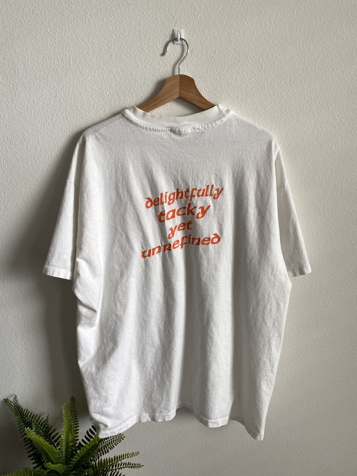 Vintage Vintage 90s Hooters Single Stitch Tee Size US XXL / EU 58 / 5 - 8 Thumbnail