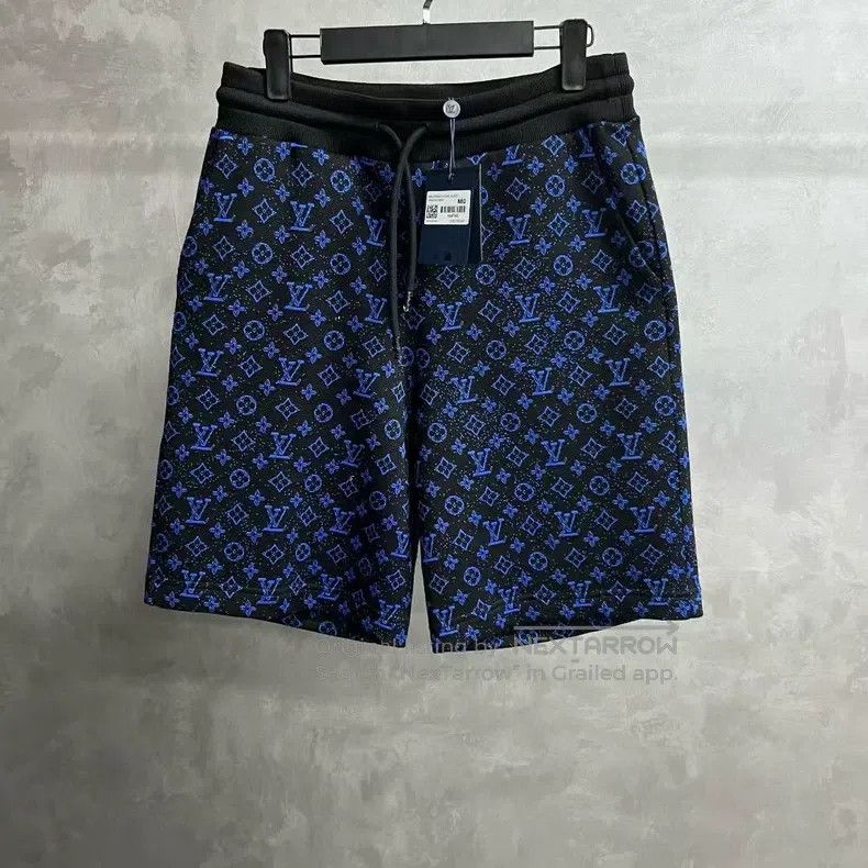 Louis Vuitton Louis Vuitton size m Fancy Classic Logo Full Print Casual S Size US 28 / EU 44 - 1 Thumbnail