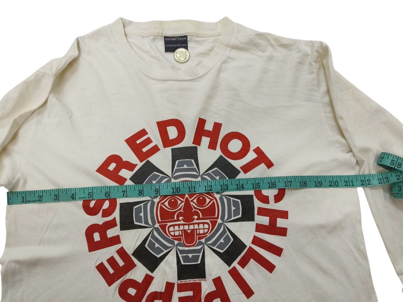Vintage Vintage Red Hot Chili Pepper White Short Sleeve Shirt Size US L / EU 52-54 / 3 - 6 Thumbnail